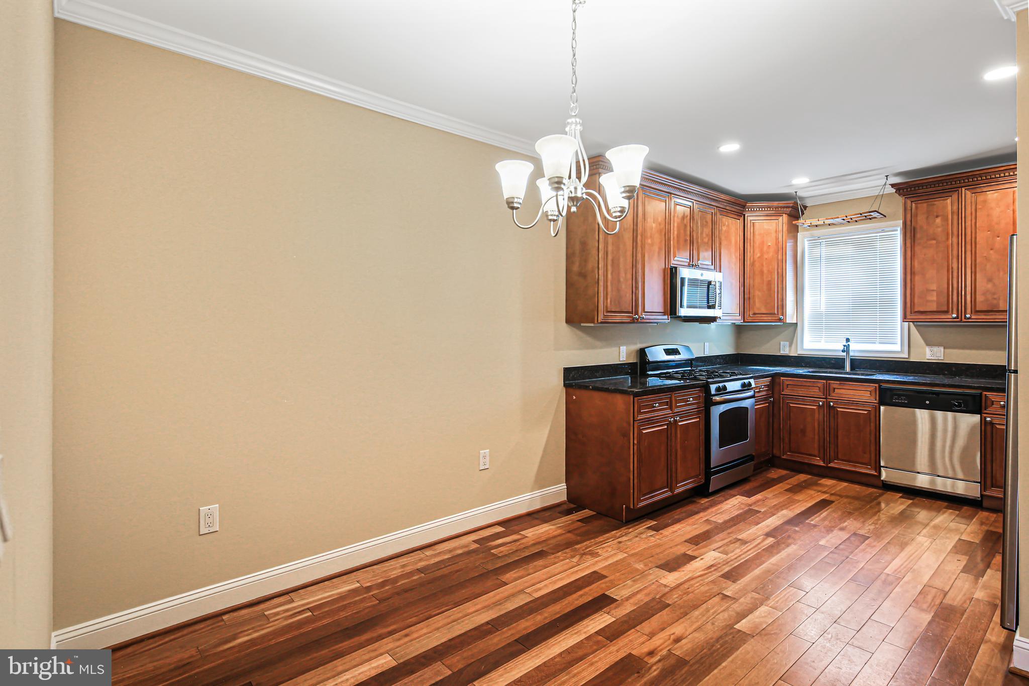 WASHINGTON VILLAGE - Residential