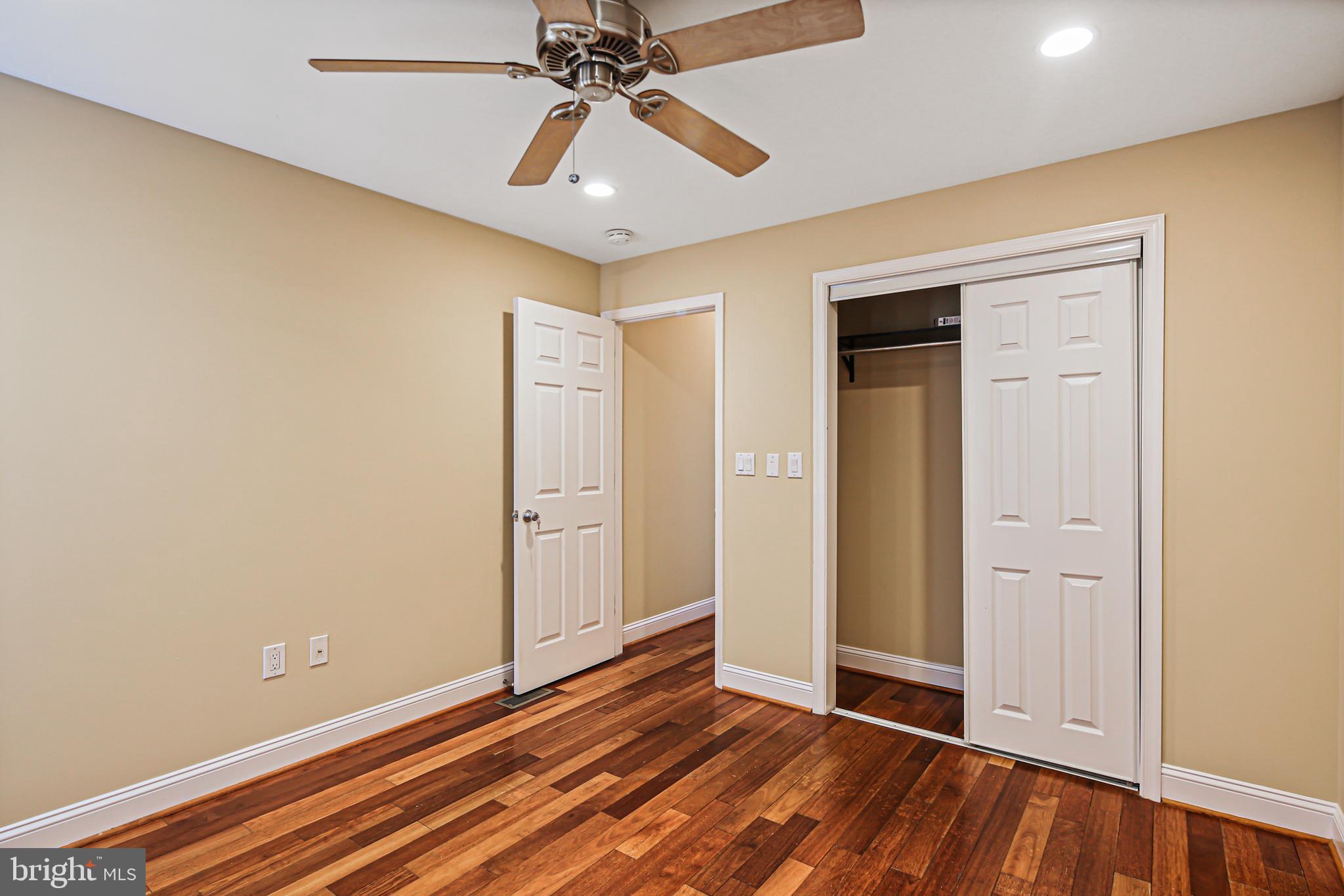 WASHINGTON VILLAGE - Residential