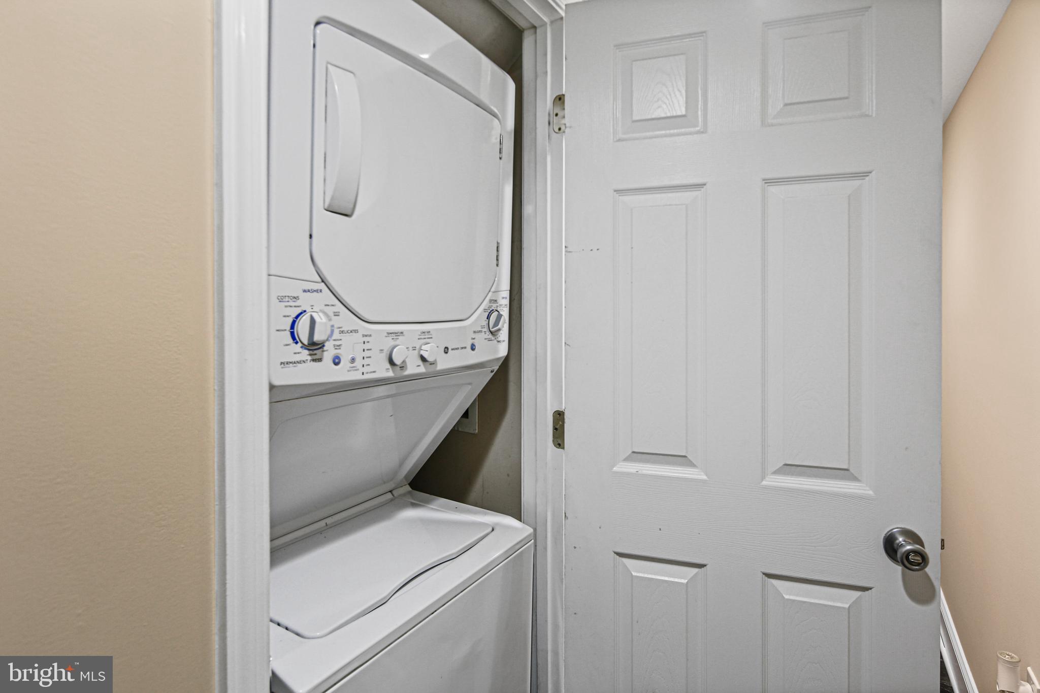 WASHINGTON VILLAGE - Residential