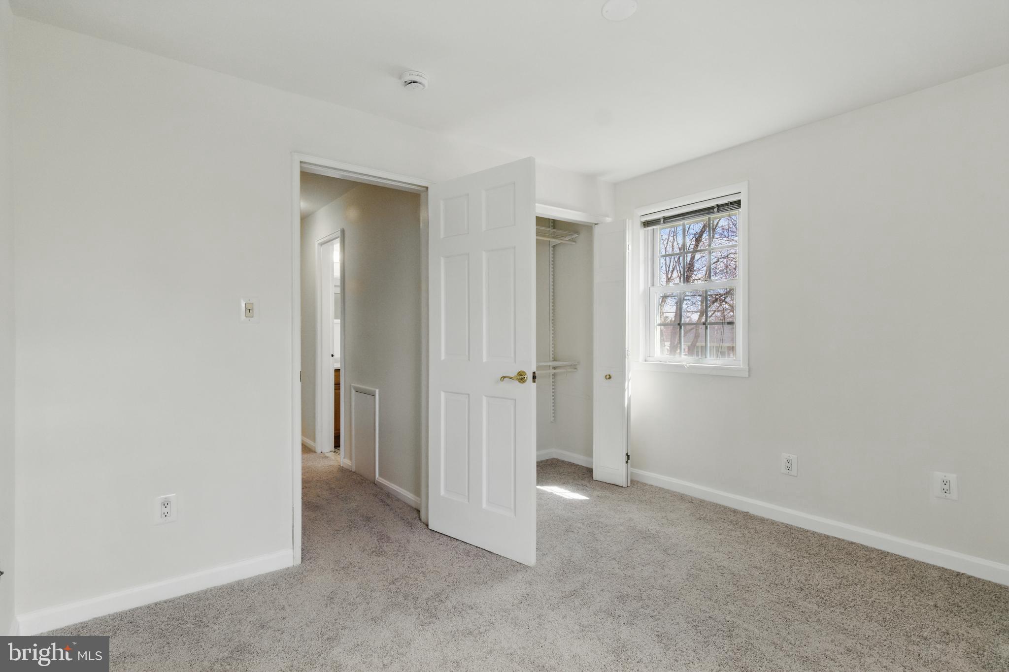 WHEATON WOODS - Residential