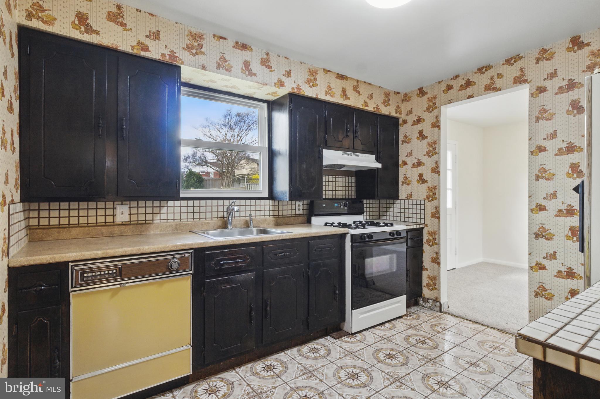 WHEATON WOODS - Residential