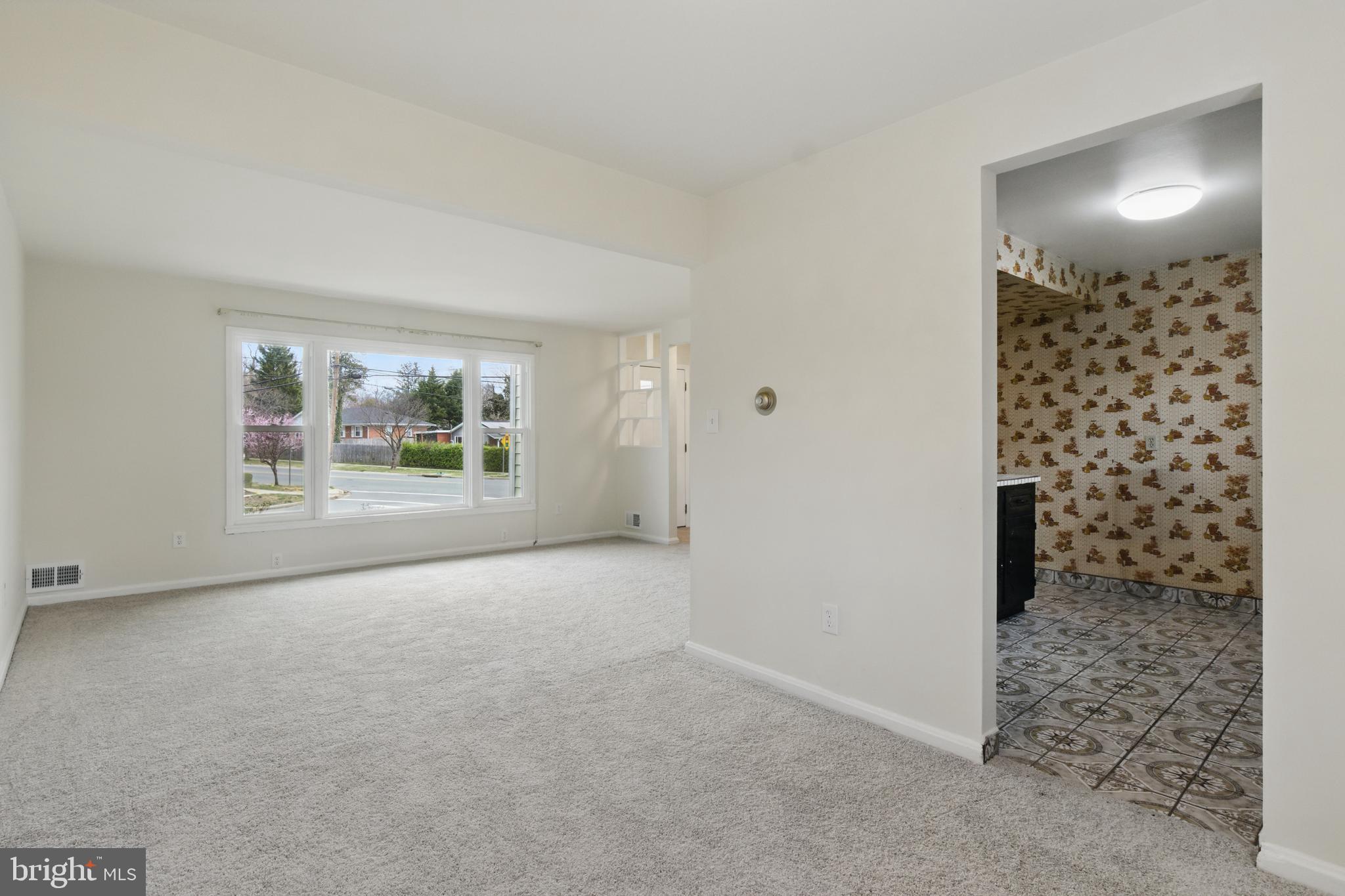 WHEATON WOODS - Residential