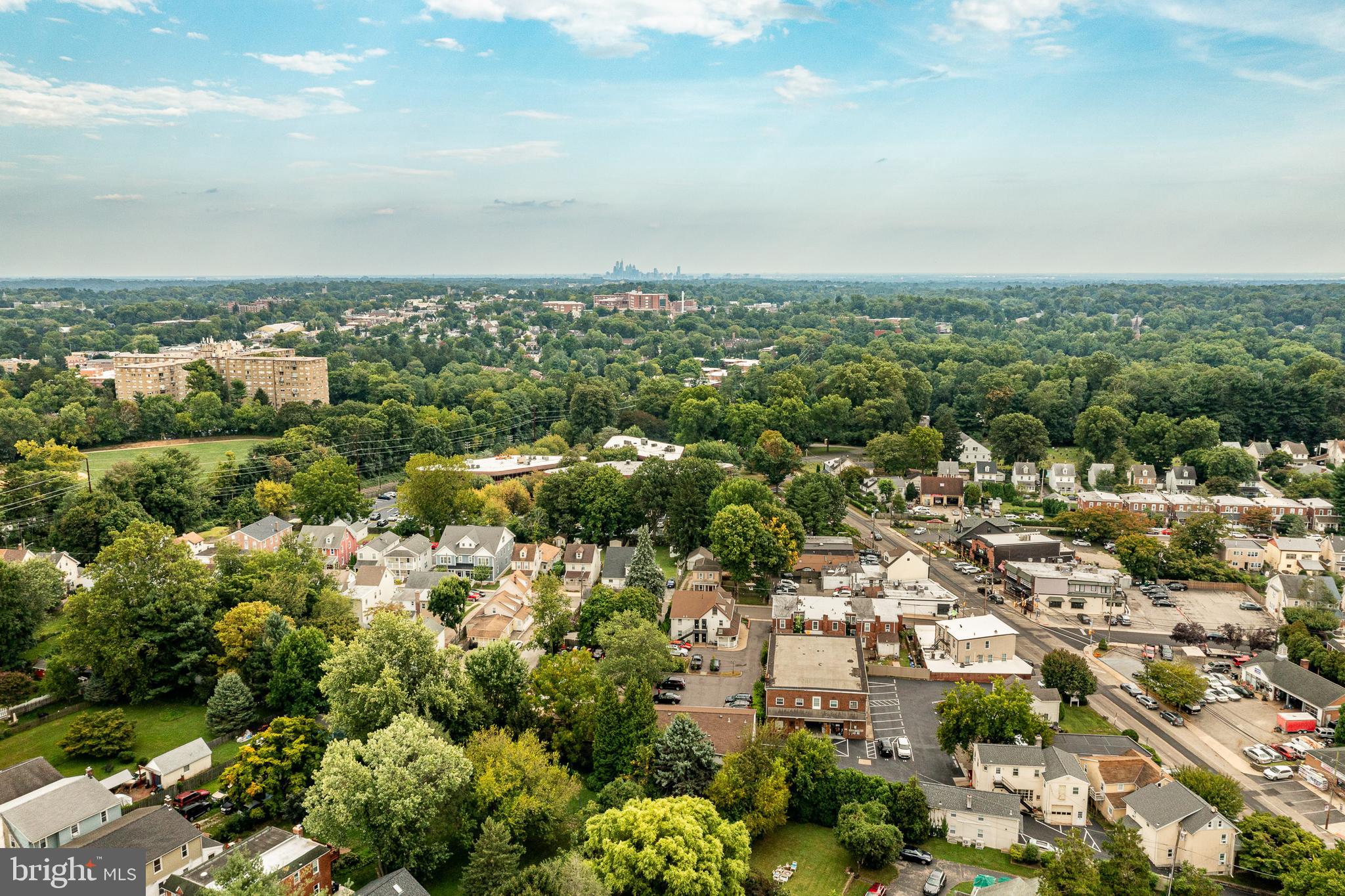 GARRETT HILL - Commercial Sale