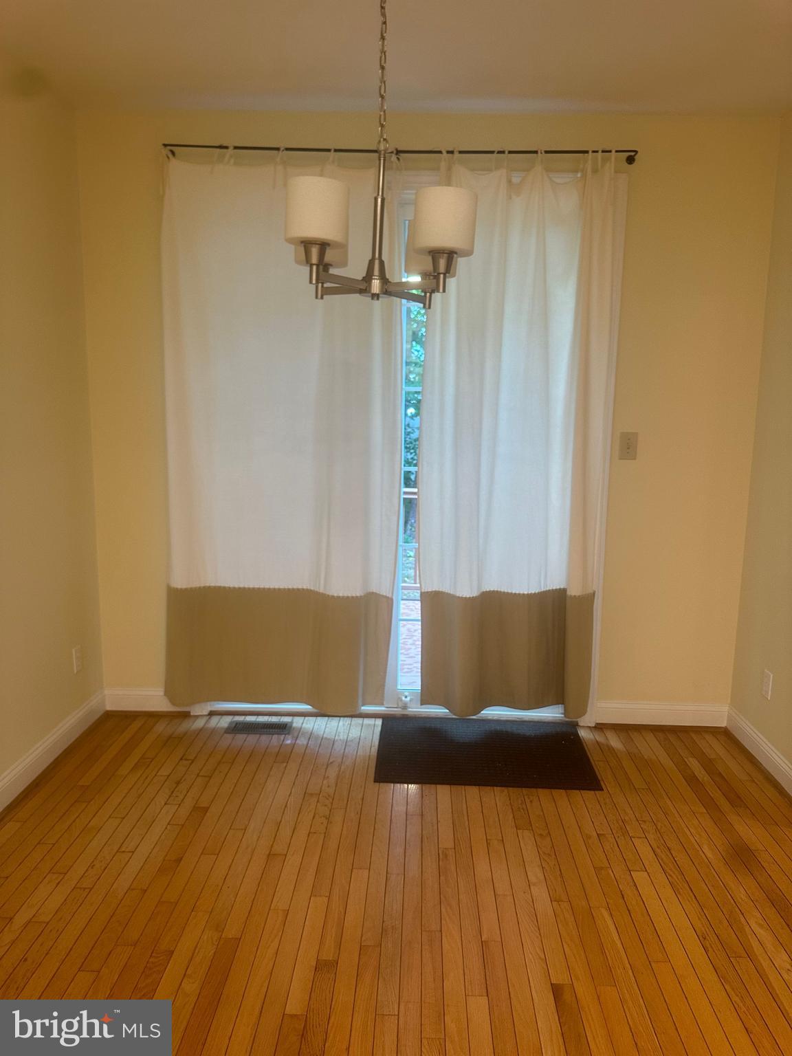 LONGWOOD VILLAGE - Residential Lease