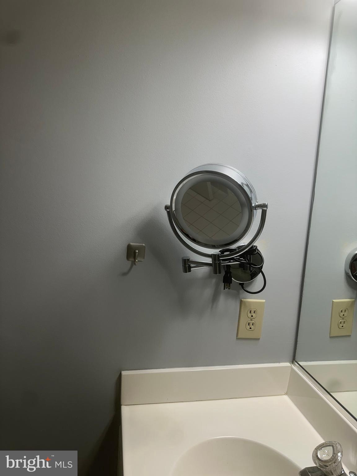 LONGWOOD VILLAGE - Residential Lease