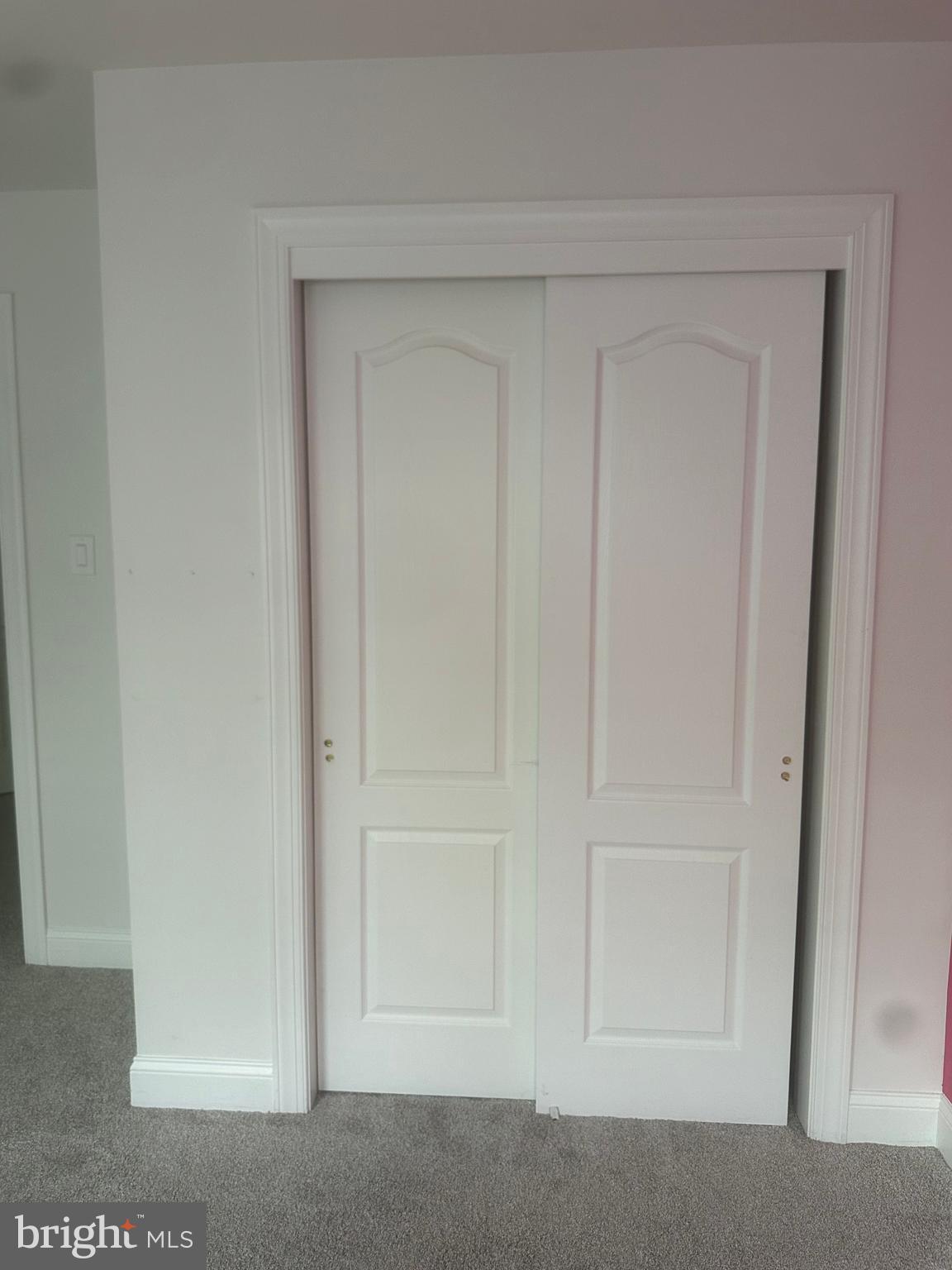 LONGWOOD VILLAGE - Residential Lease