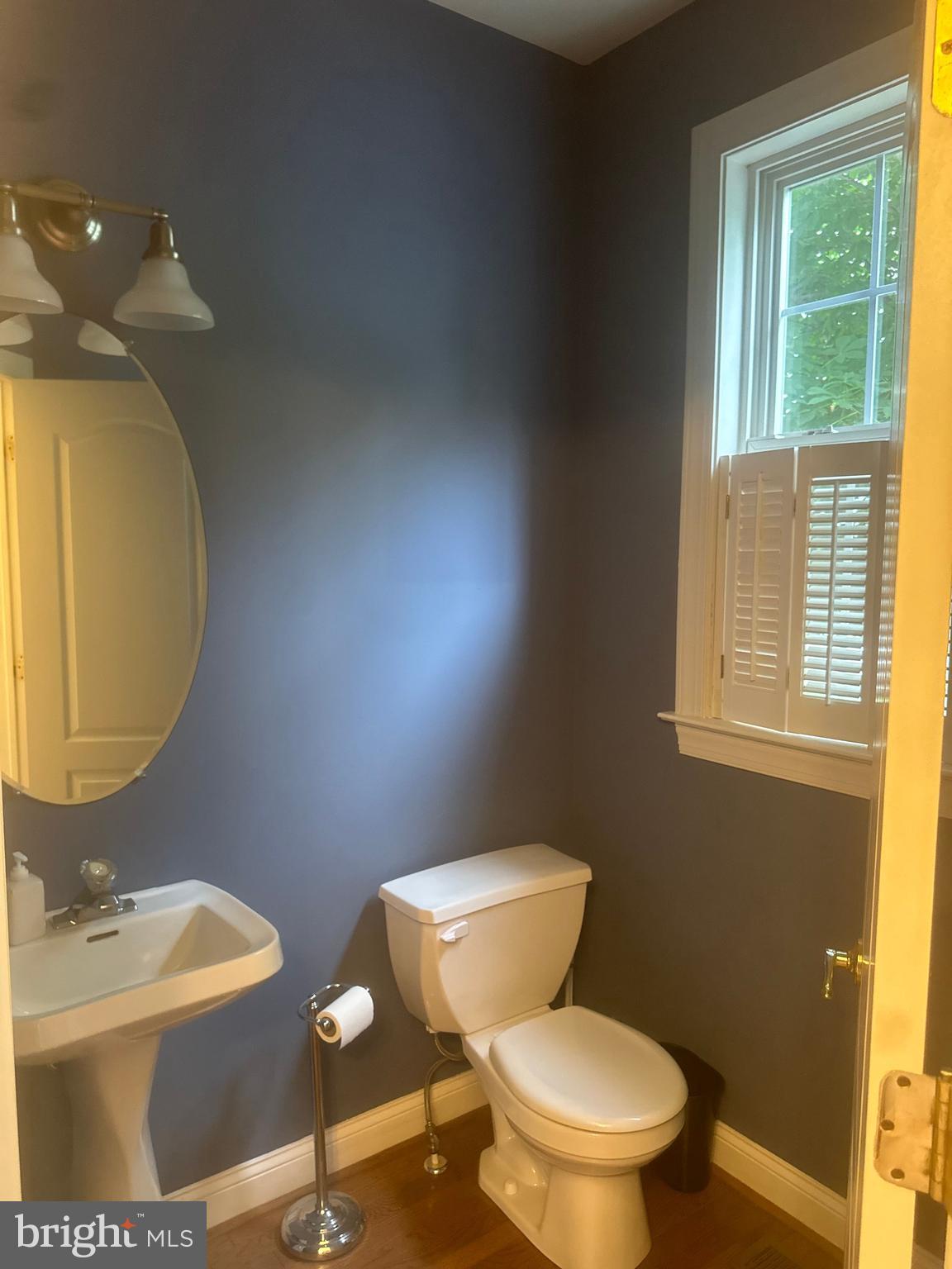 LONGWOOD VILLAGE - Residential Lease