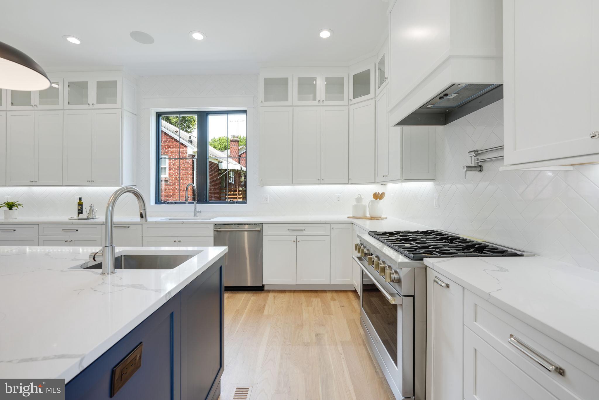 FALLVIEW - Residential