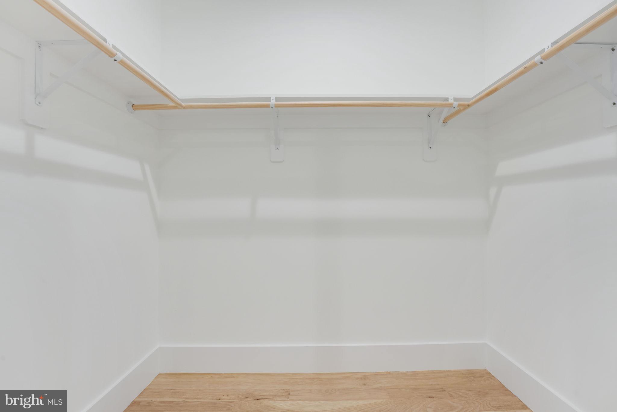 FALLVIEW - Residential