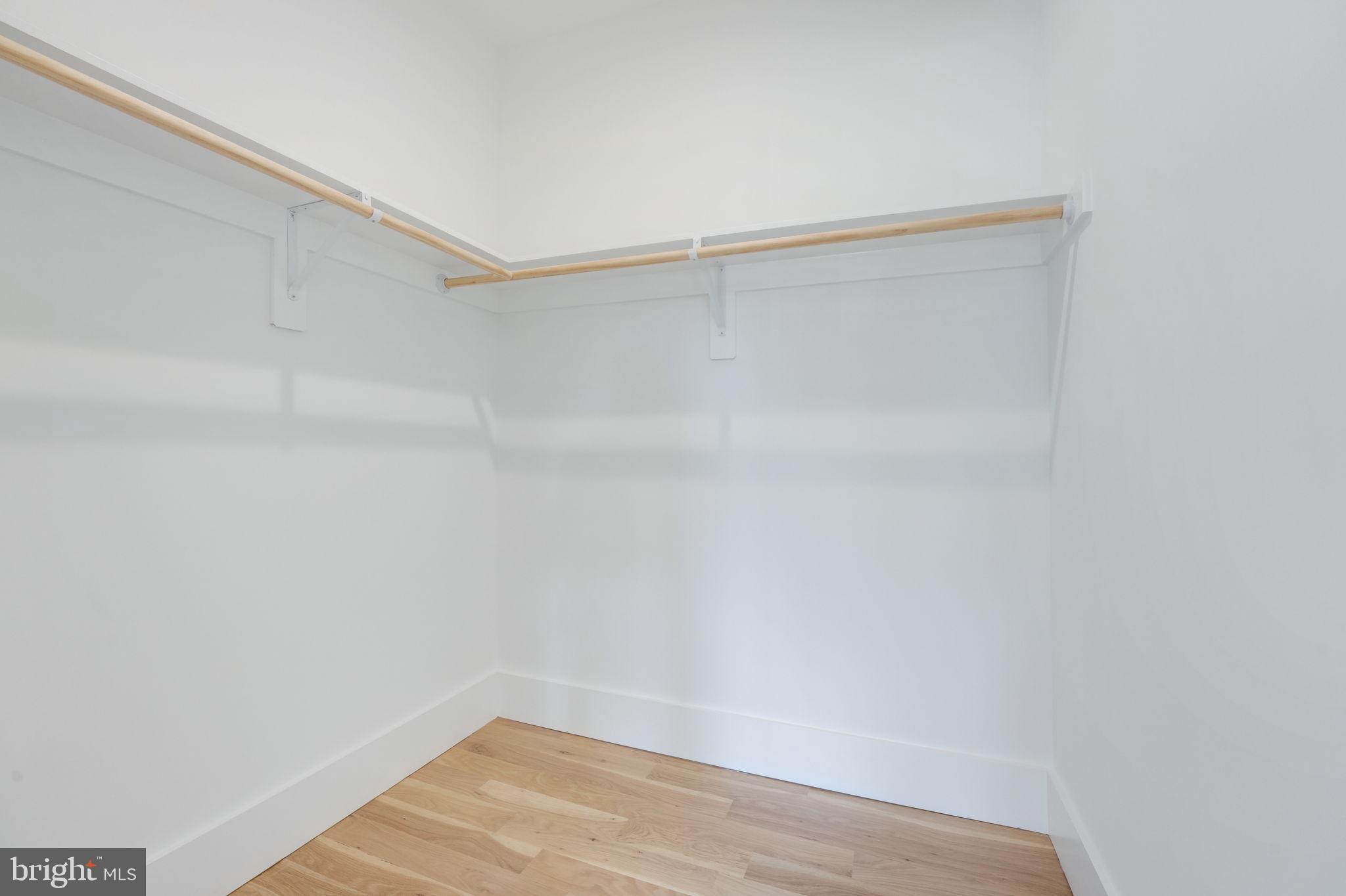 FALLVIEW - Residential