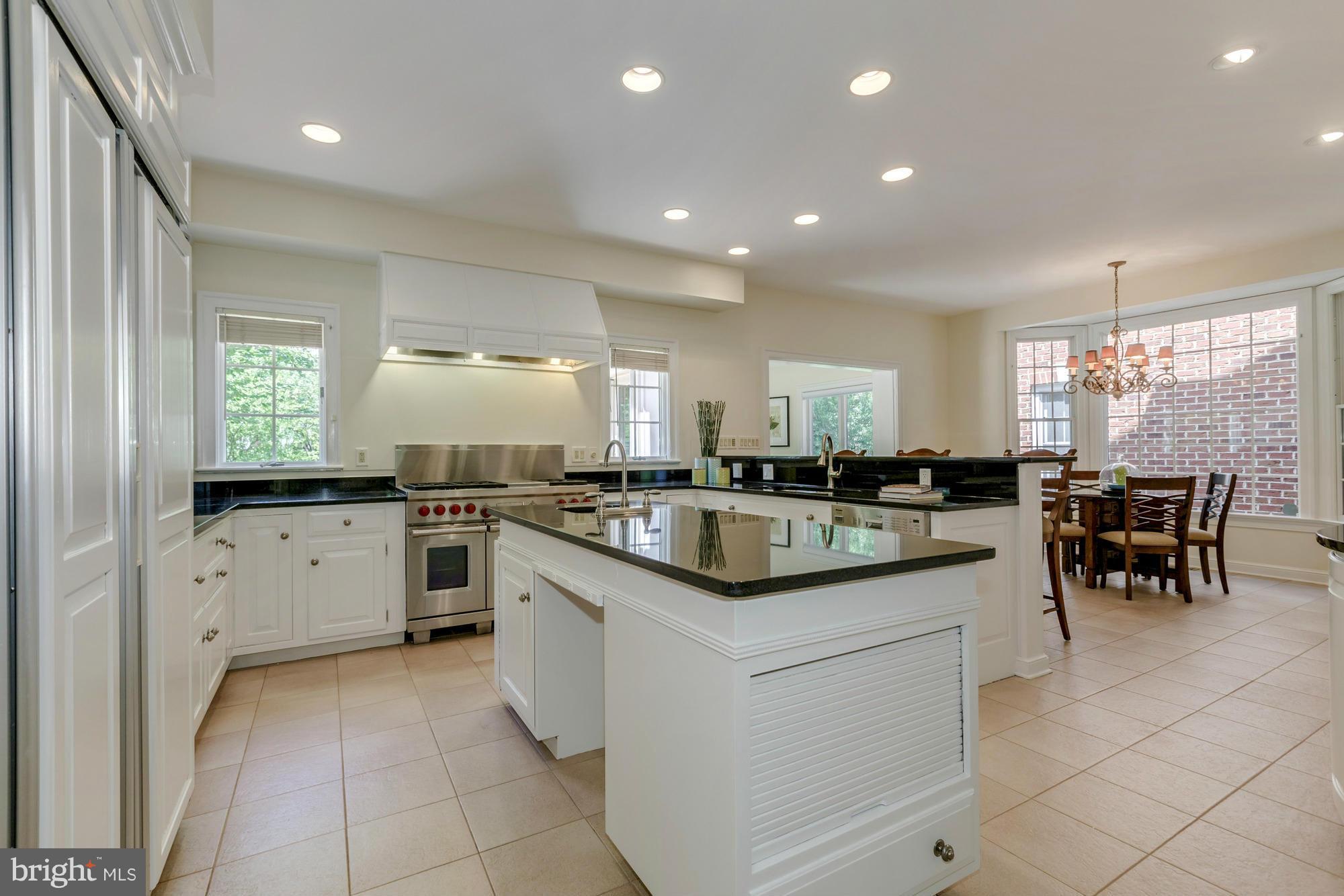 CHELSEA - Residential