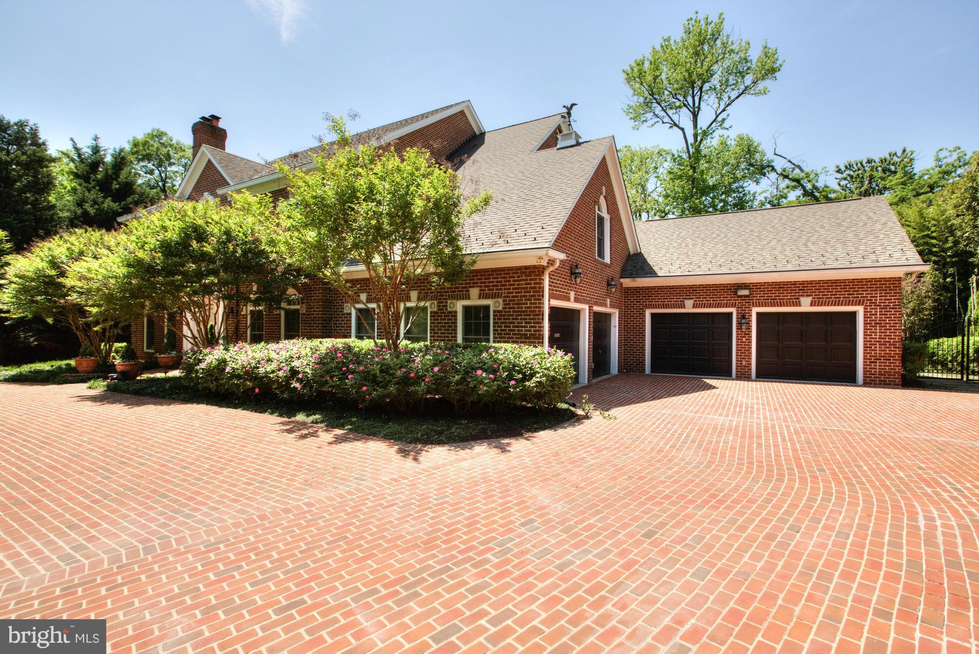 CHELSEA - Residential