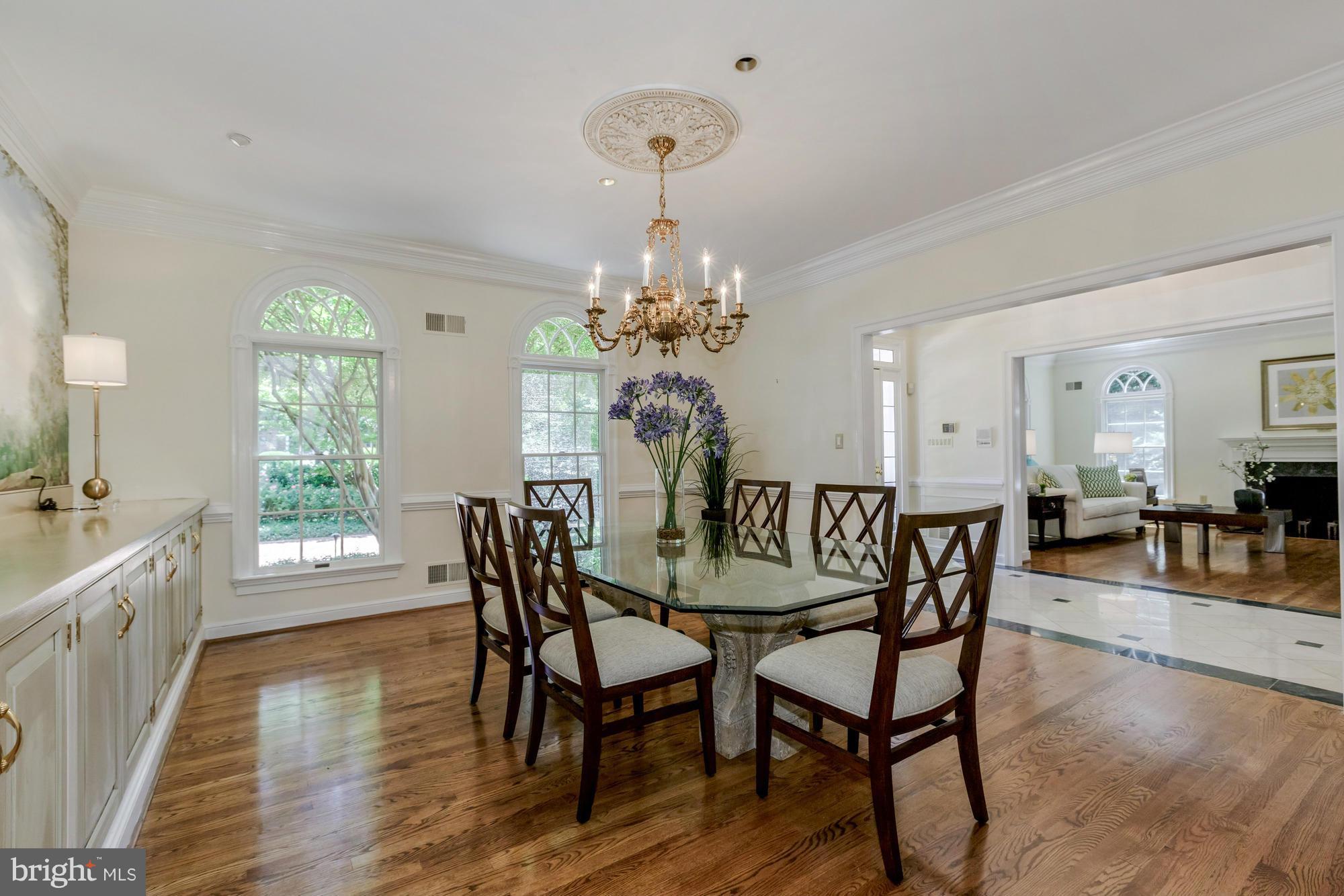 CHELSEA - Residential