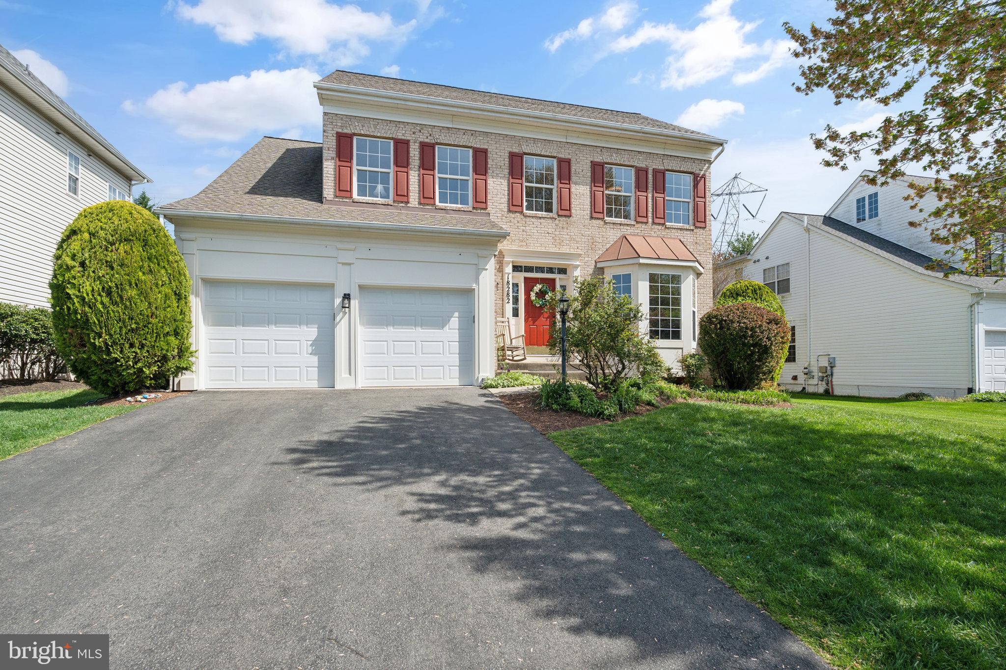 LAKES AT RED ROCK - Residential
