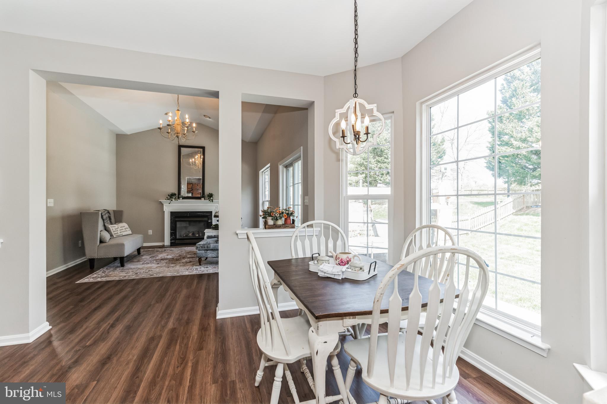 LAKES AT RED ROCK - Residential