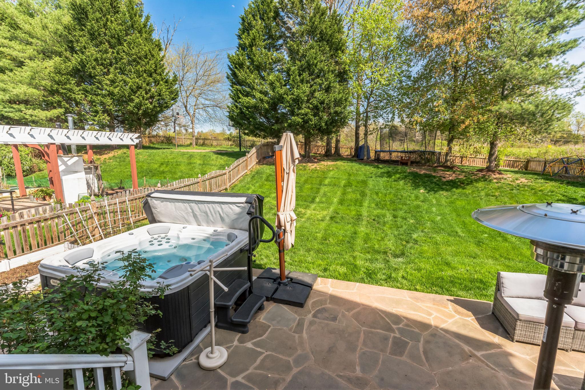 LAKES AT RED ROCK - Residential