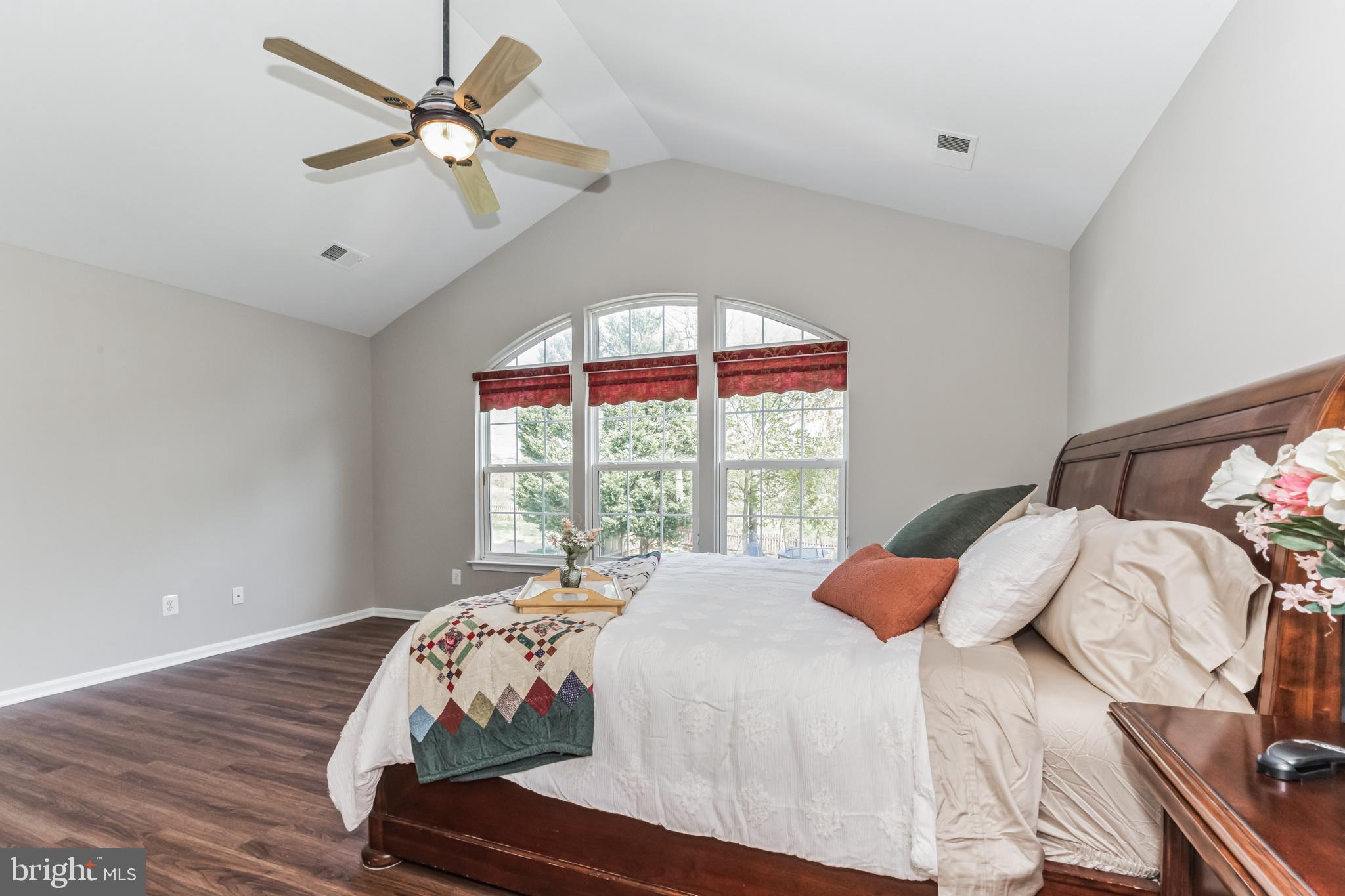 LAKES AT RED ROCK - Residential