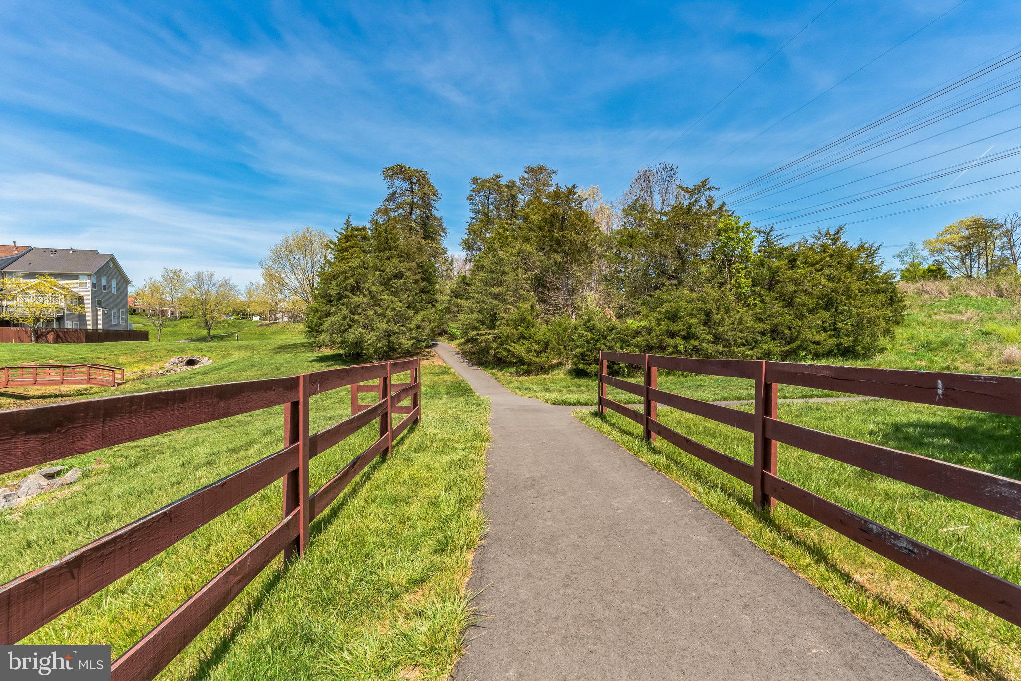 LAKES AT RED ROCK - Residential