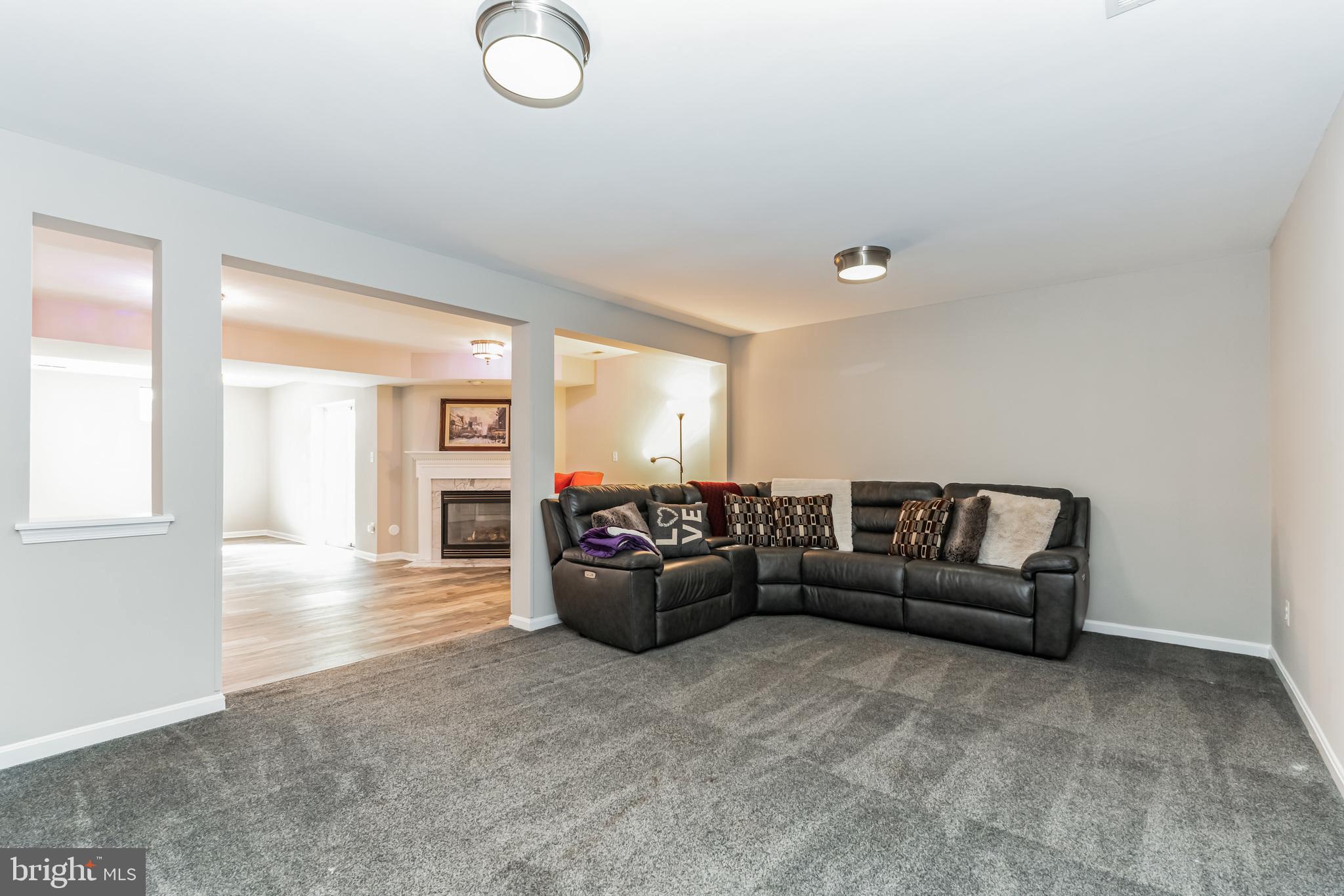 LAKES AT RED ROCK - Residential