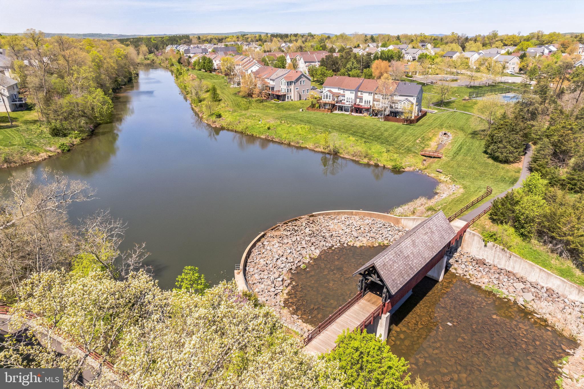 LAKES AT RED ROCK - Residential