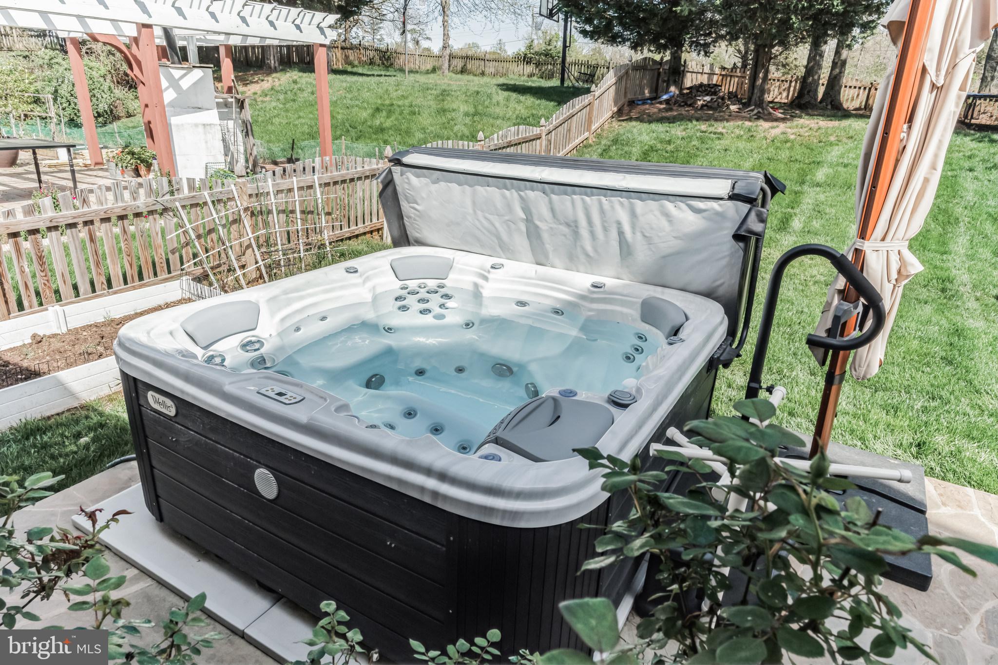 LAKES AT RED ROCK - Residential