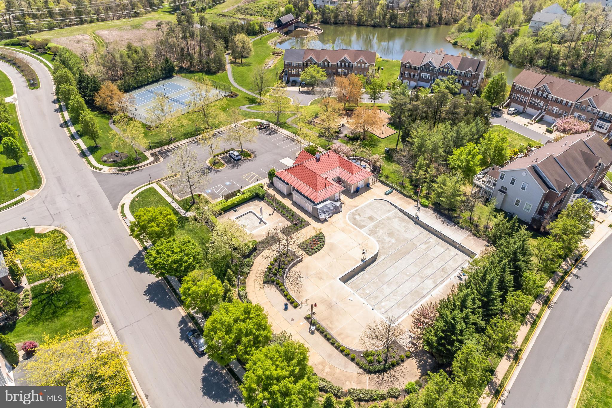 LAKES AT RED ROCK - Residential