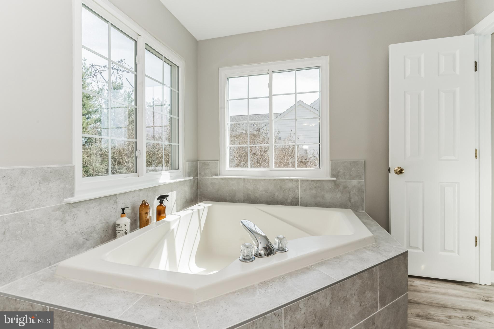 LAKES AT RED ROCK - Residential