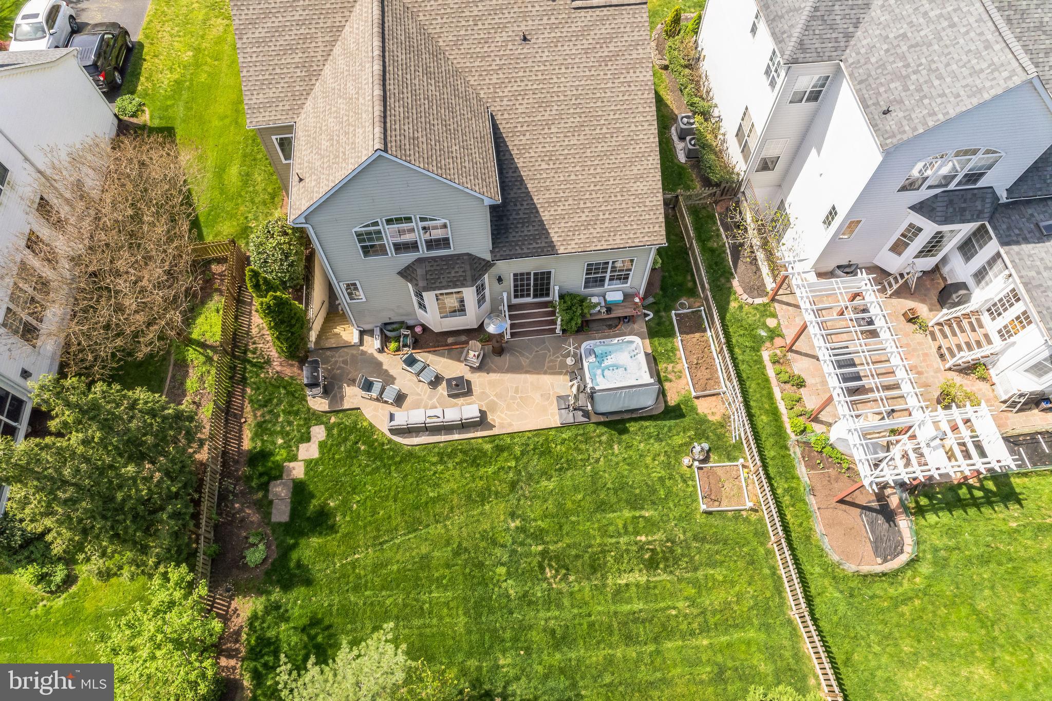 LAKES AT RED ROCK - Residential