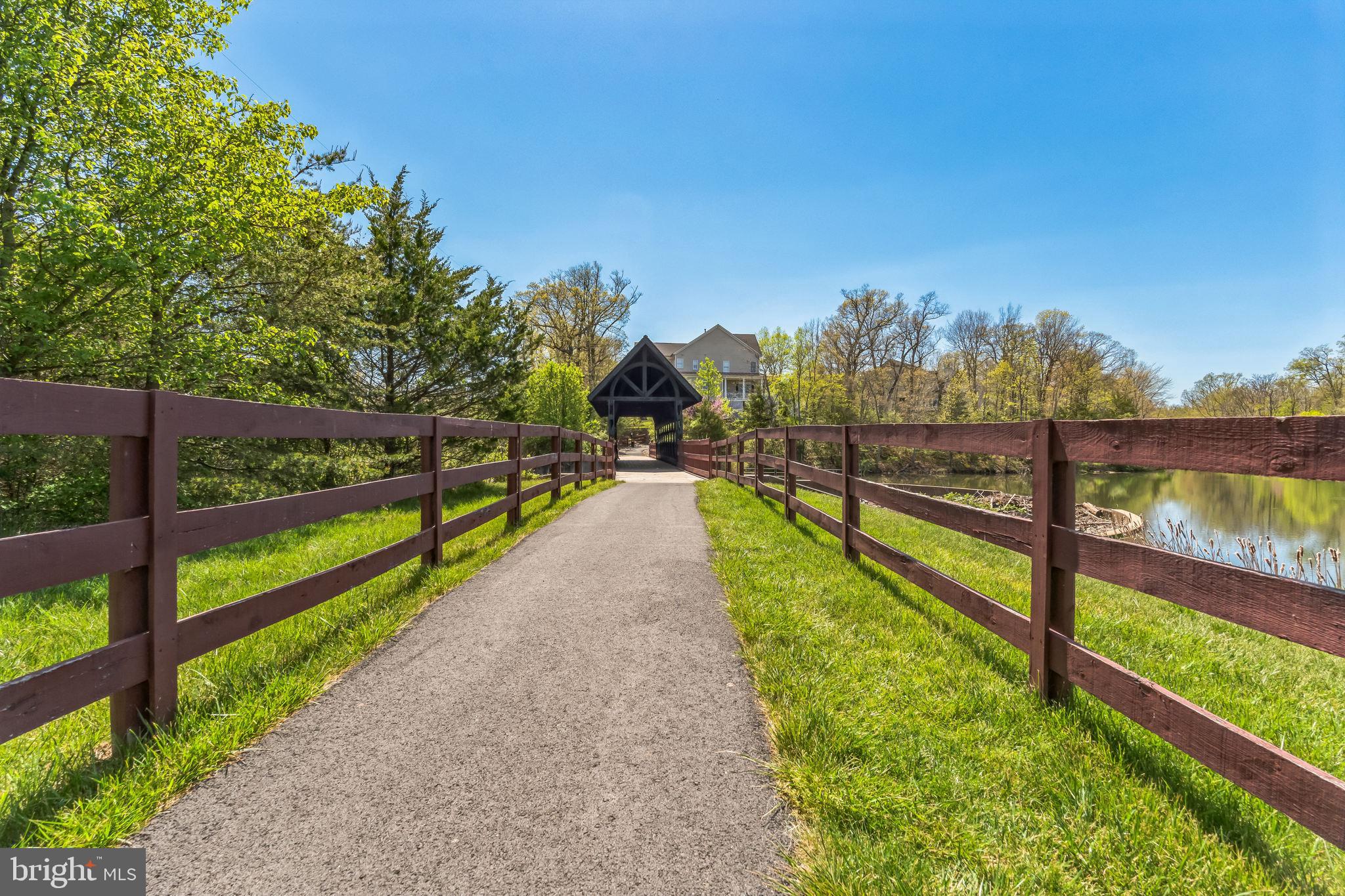 LAKES AT RED ROCK - Residential