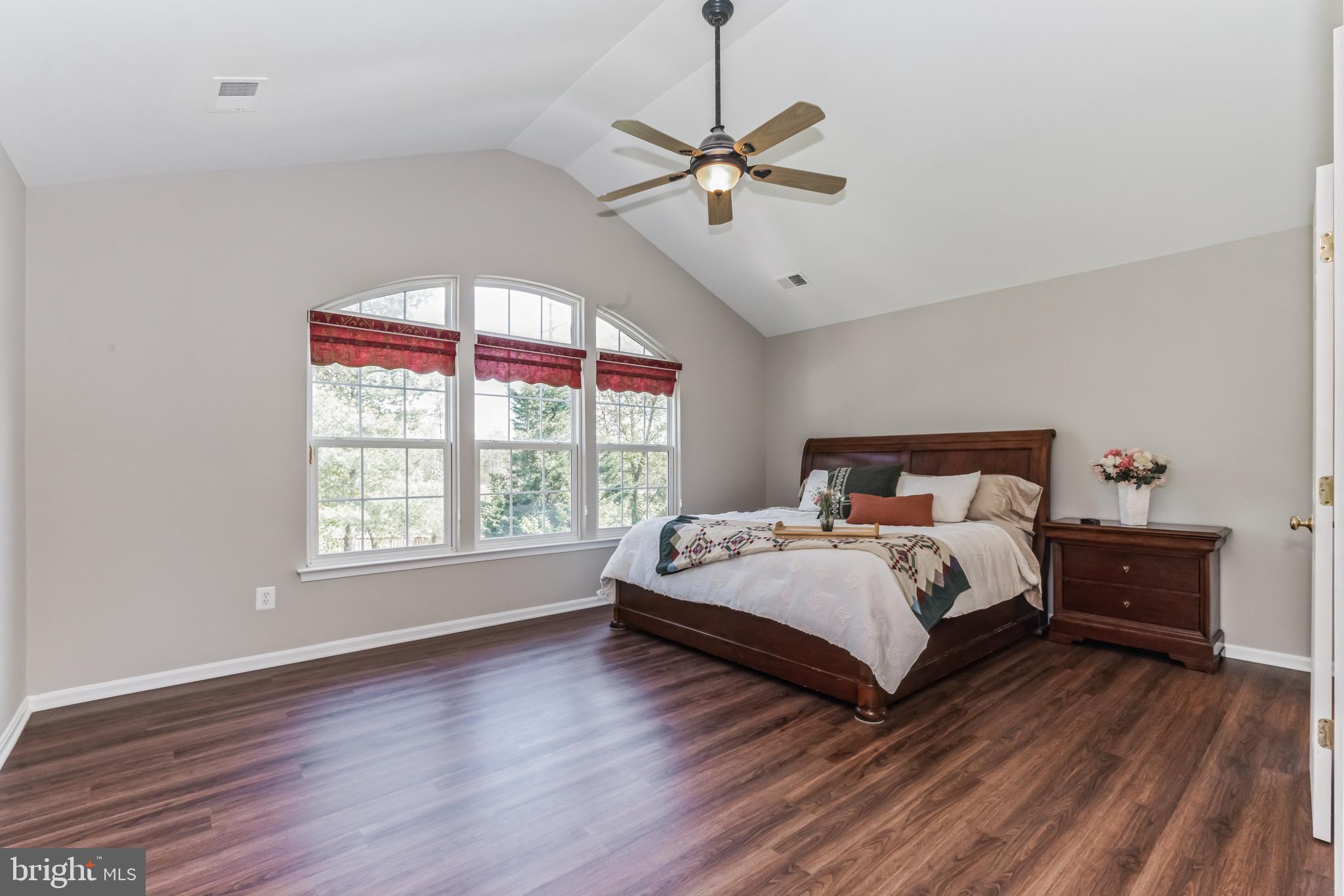 LAKES AT RED ROCK - Residential