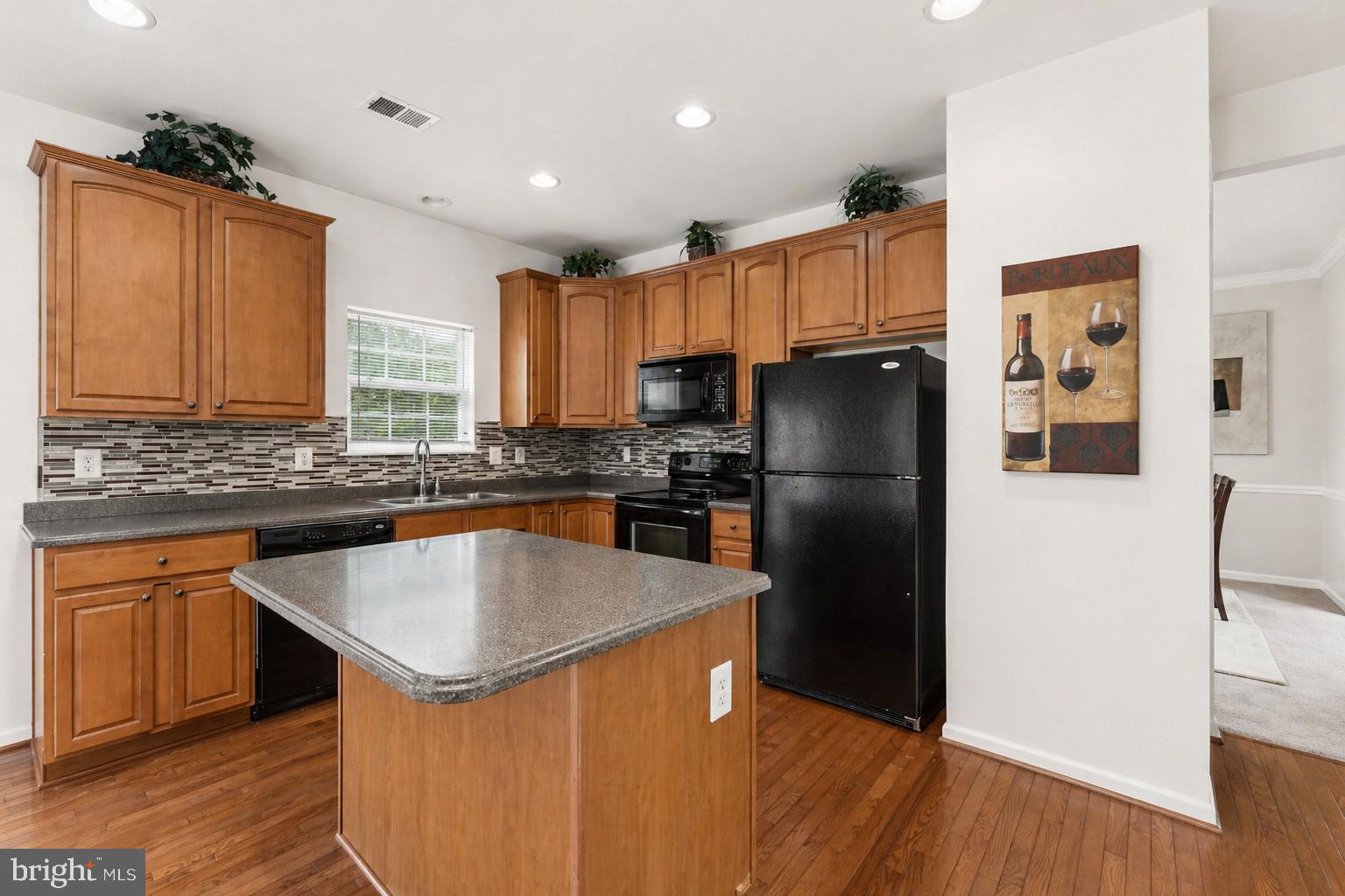 ROSE VALLEY ESTATES - Residential