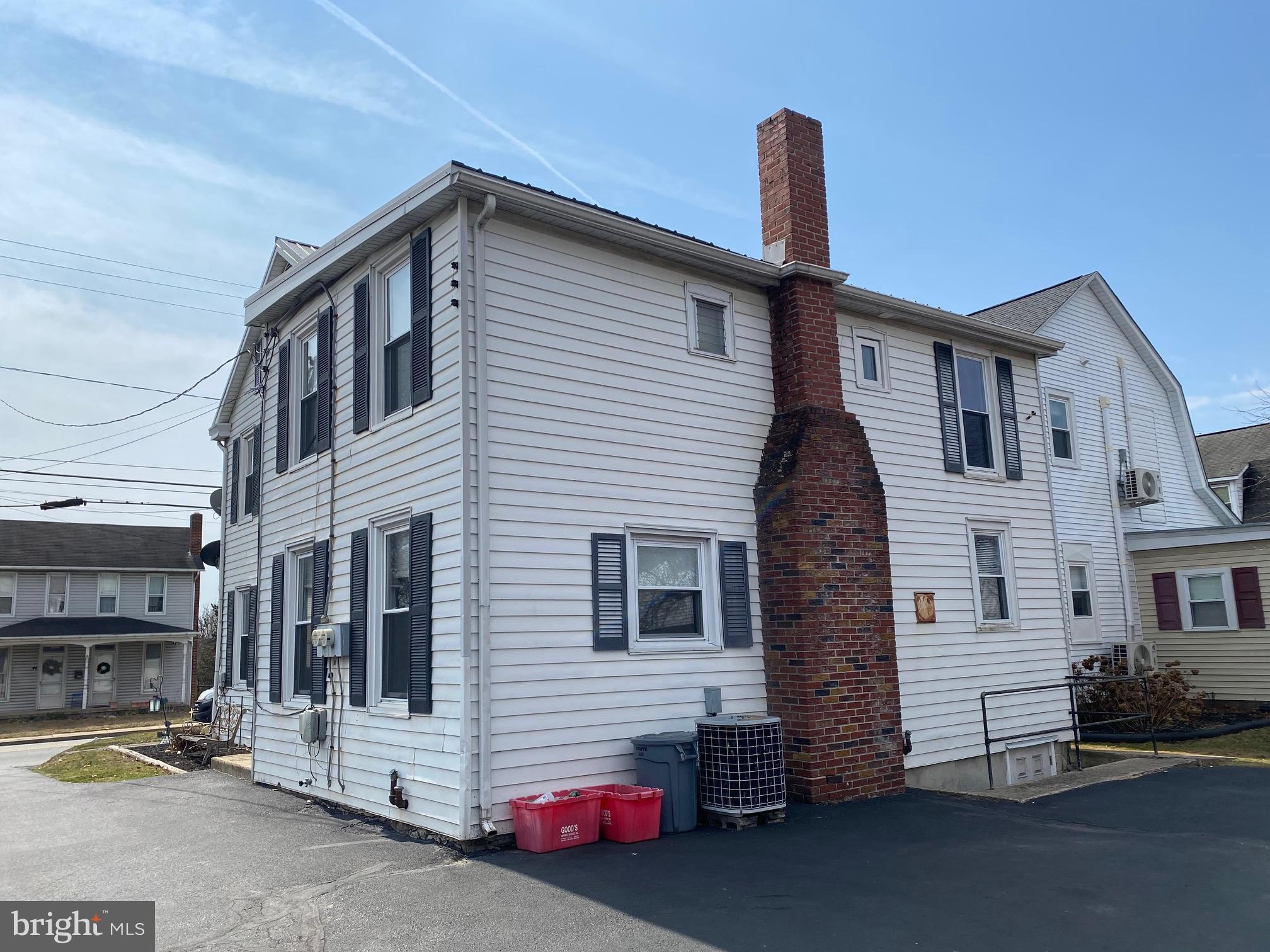 2147 - 2149 MAIN STREET