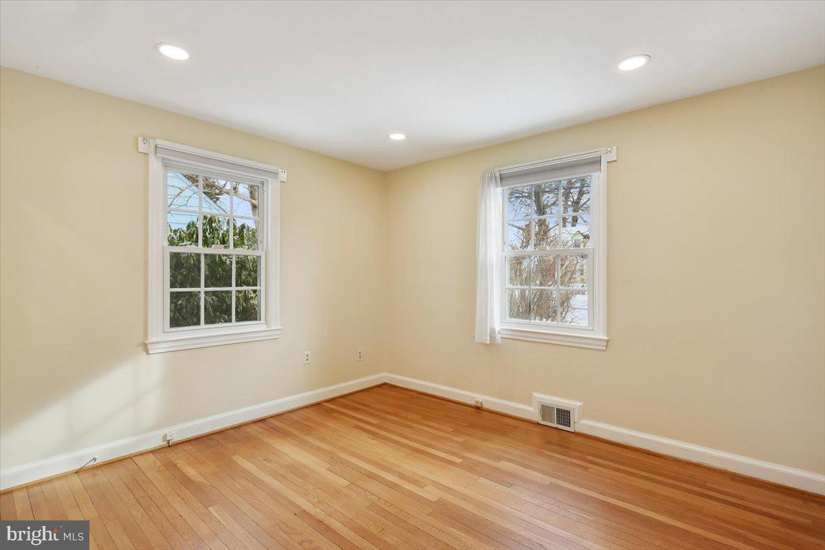 ROCKCREST - Residential