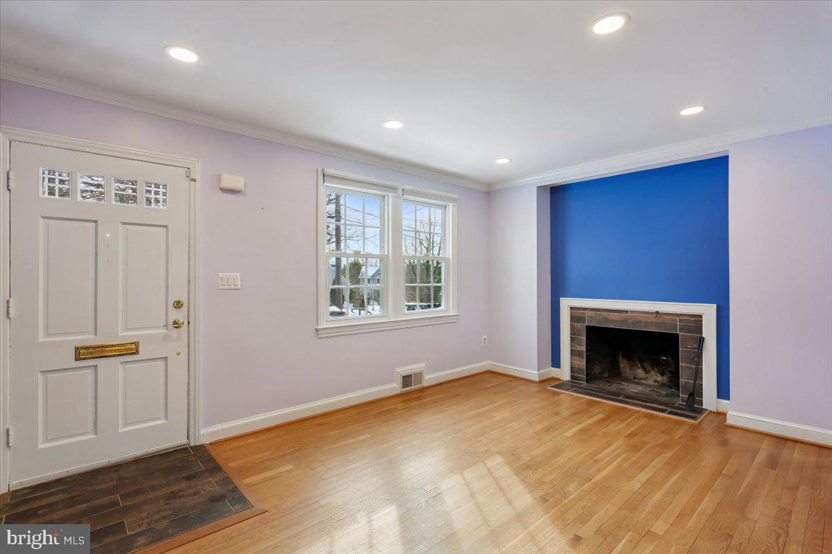 ROCKCREST - Residential