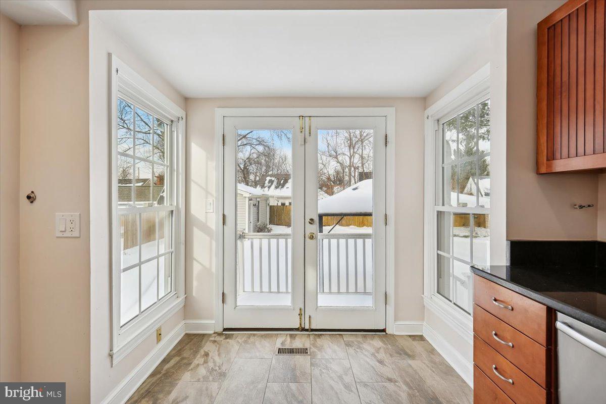 ROCKCREST - Residential