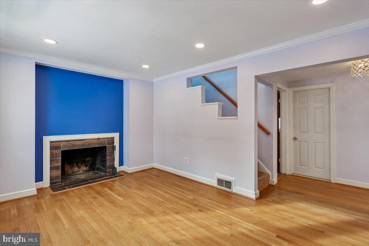 ROCKCREST - Residential