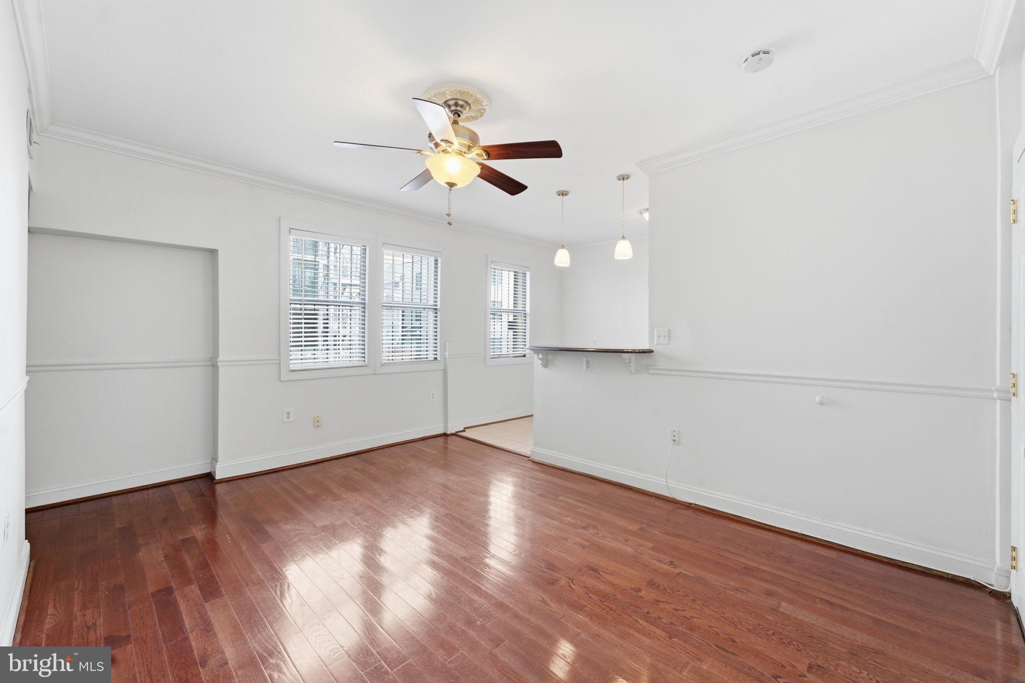 315 EVARTS STREET NE 102