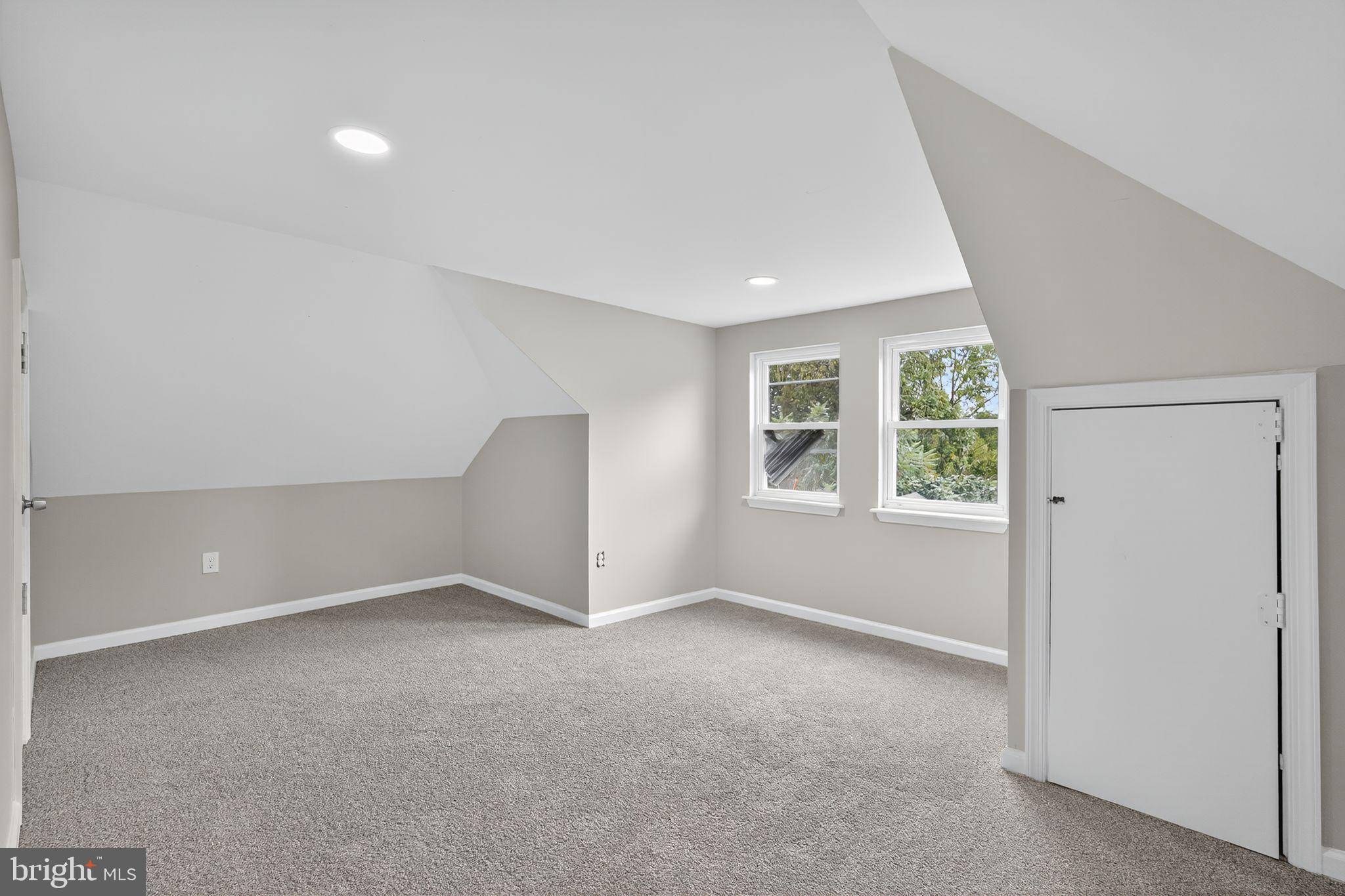 THE WOODS - Residential