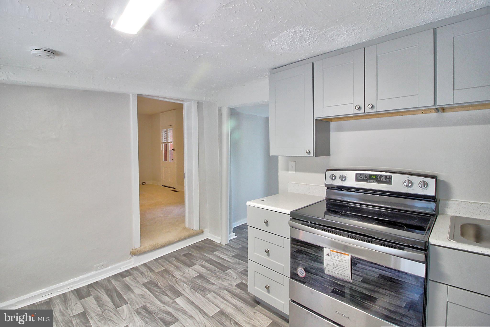 100 E 5TH STREET