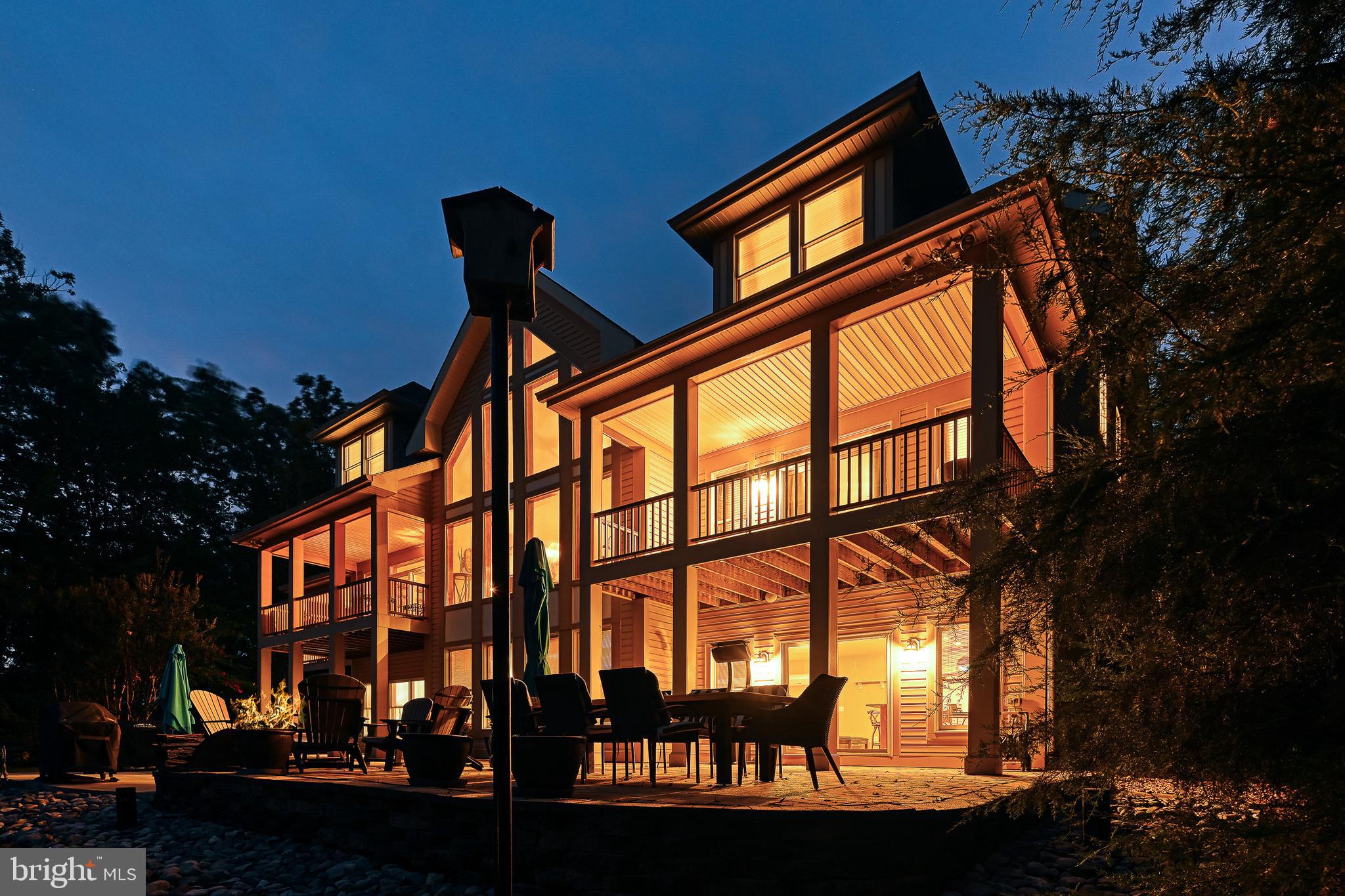 BLUE WATER - Residential