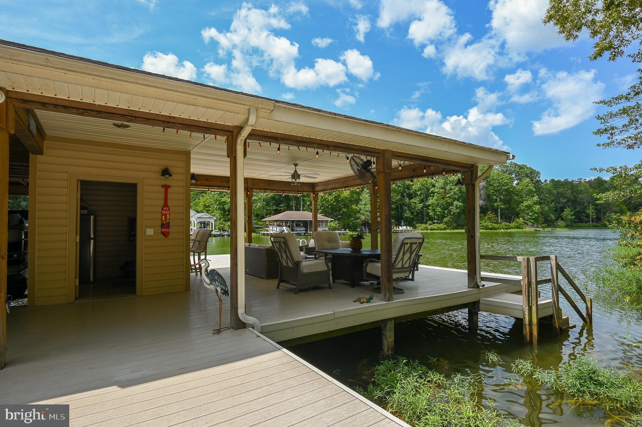 BLUE WATER - Residential