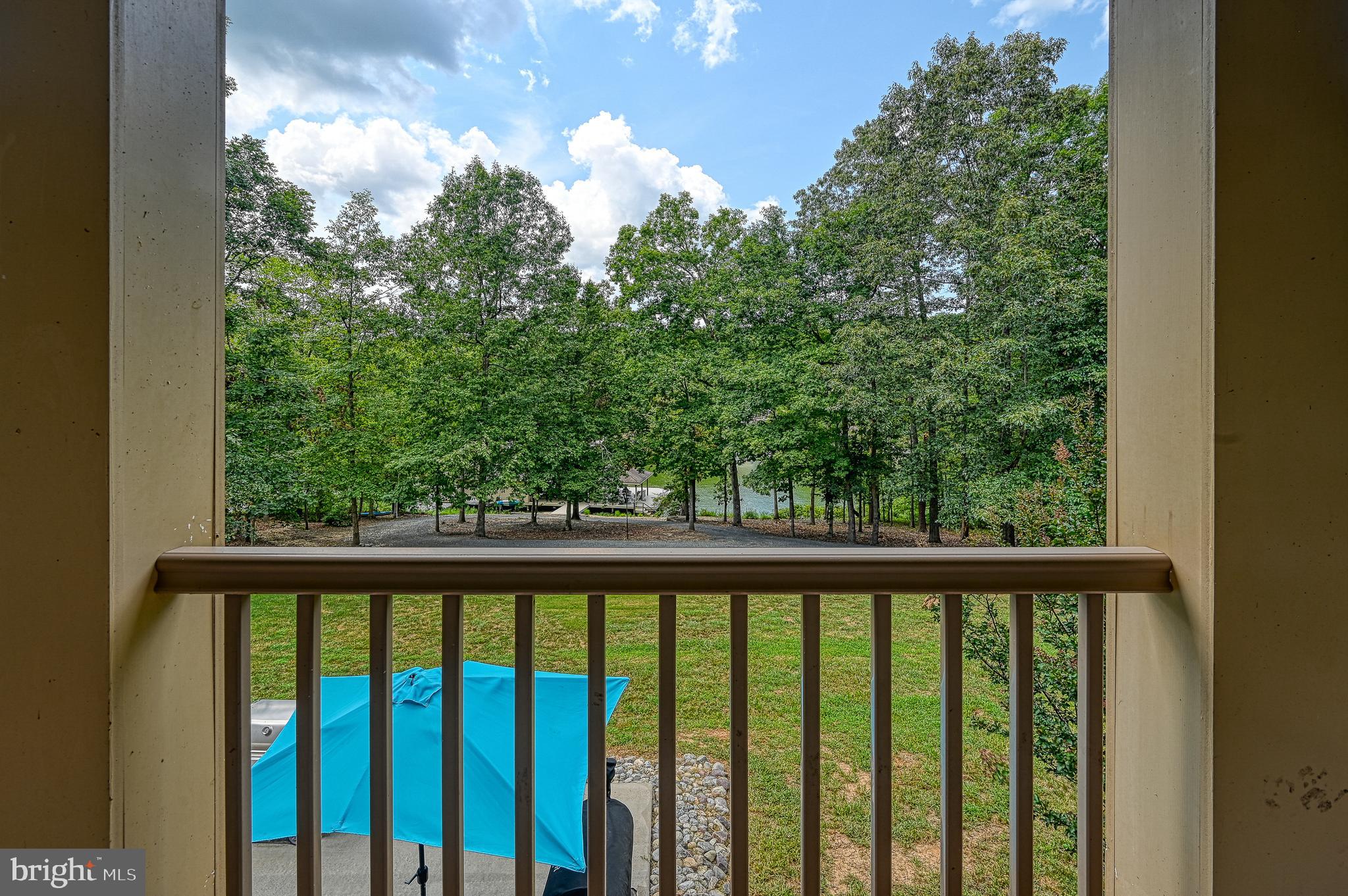 BLUE WATER - Residential