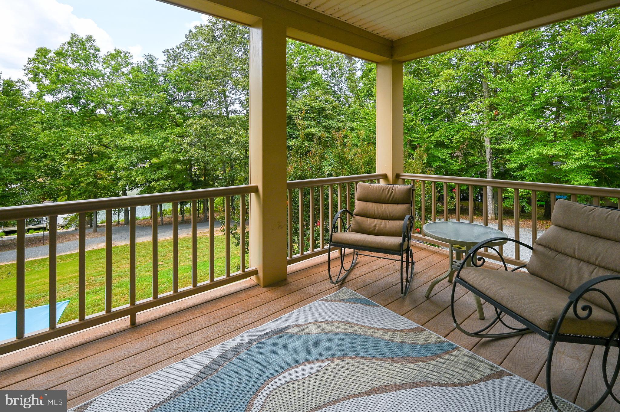 BLUE WATER - Residential