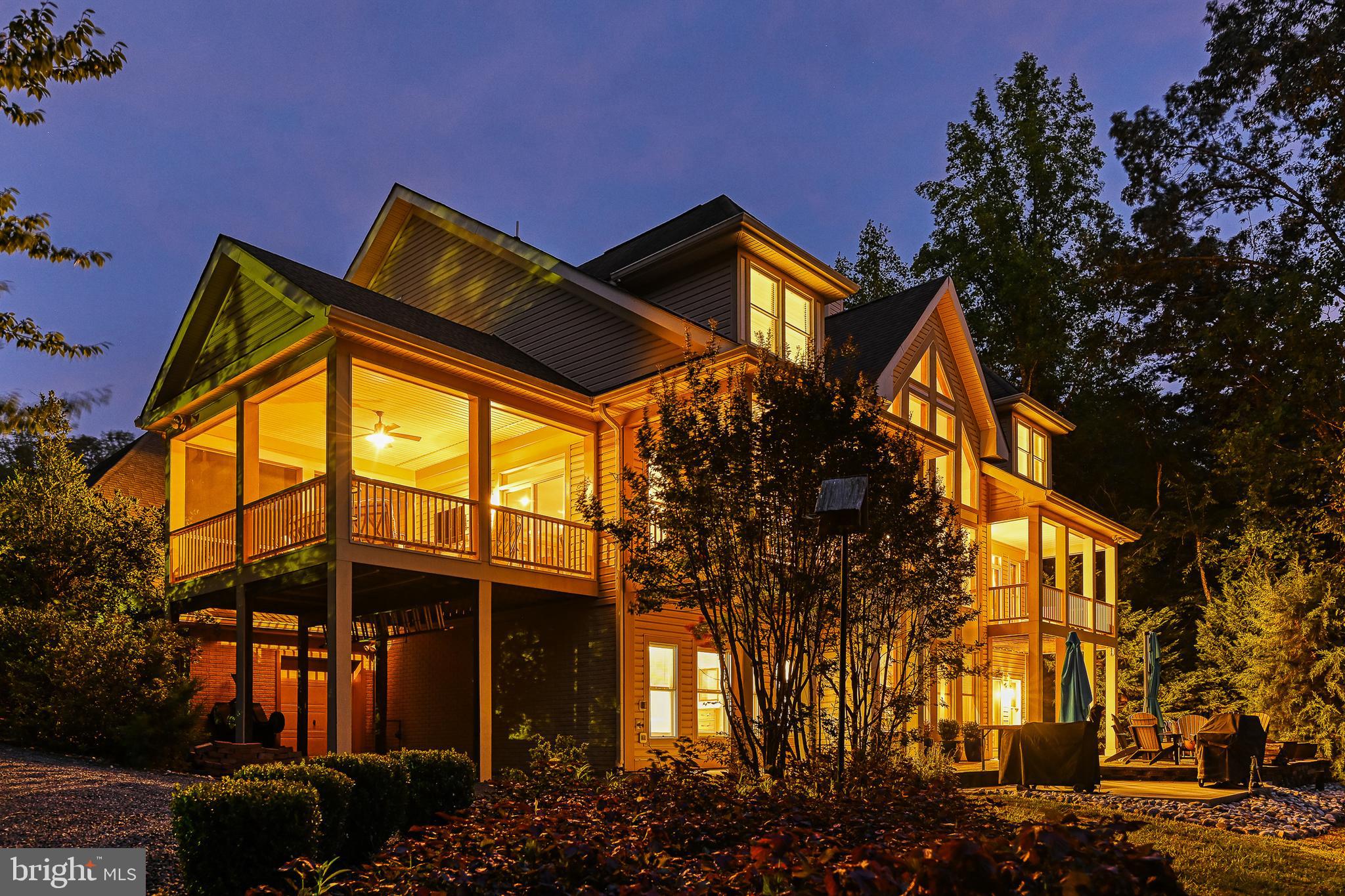 BLUE WATER - Residential