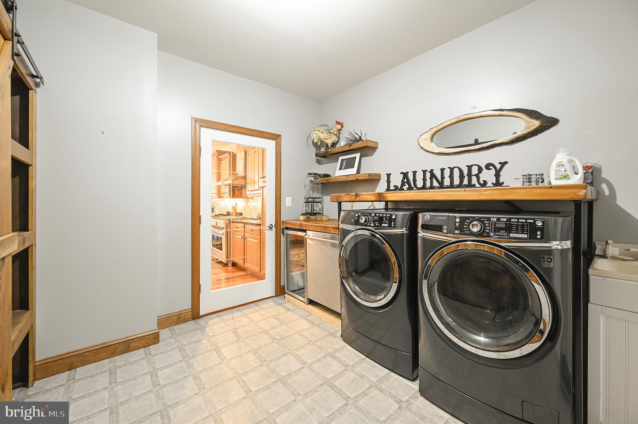 BLUE WATER - Residential