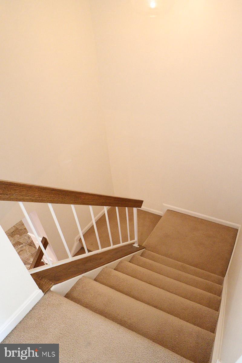 ROLLING BROOK - Residential