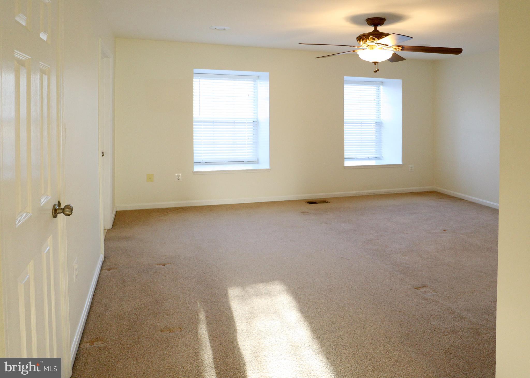 ROLLING BROOK - Residential