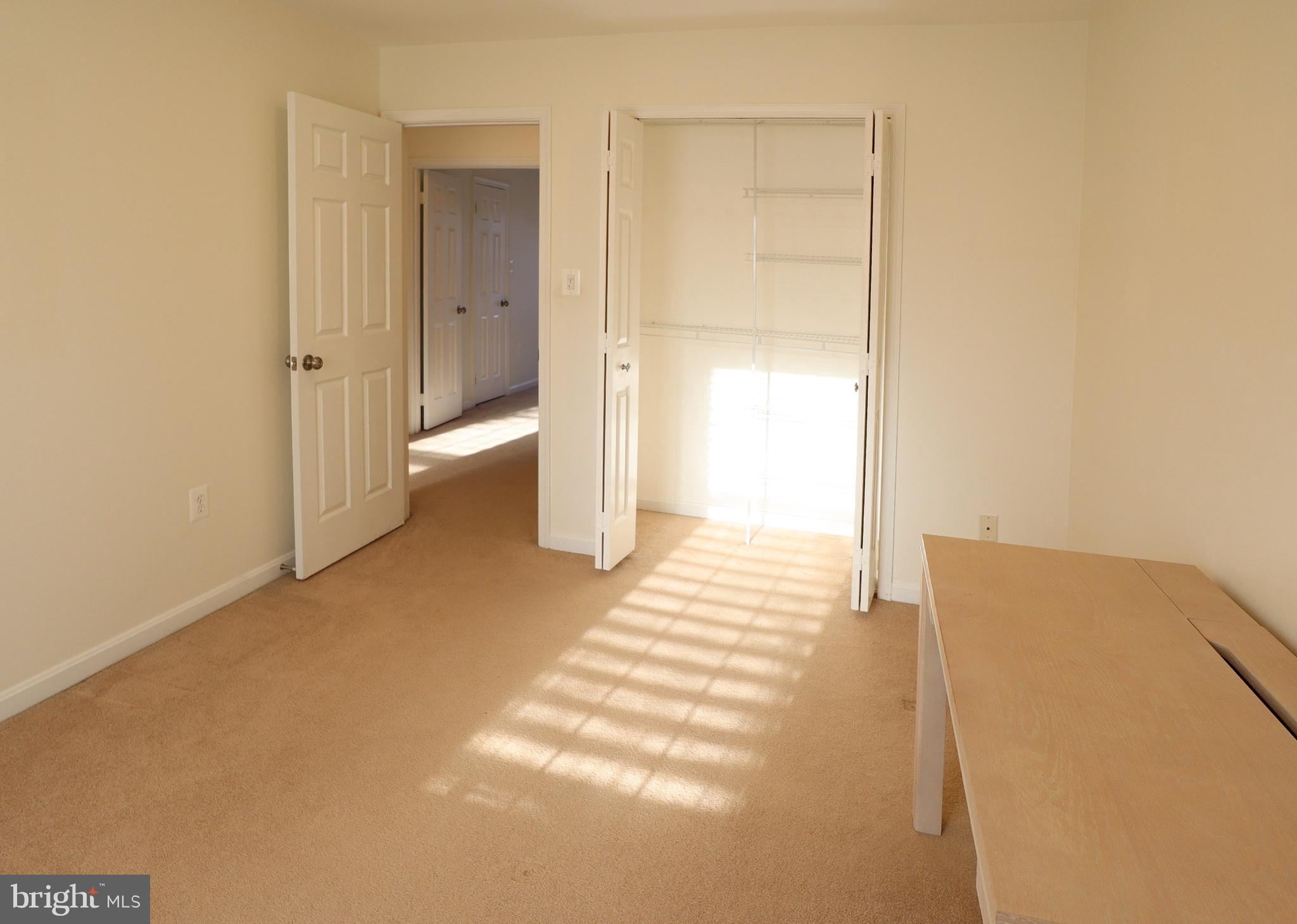 ROLLING BROOK - Residential