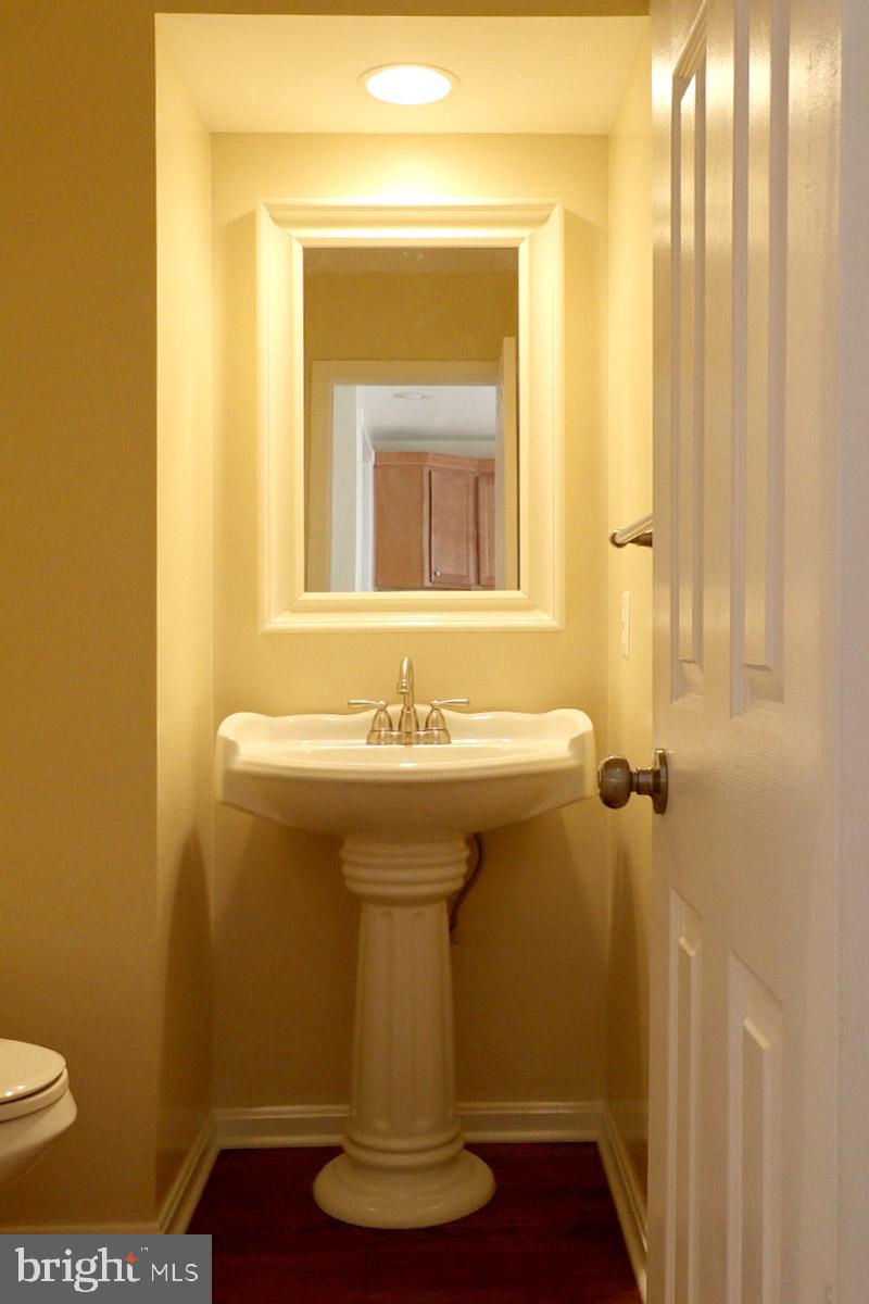 ROLLING BROOK - Residential