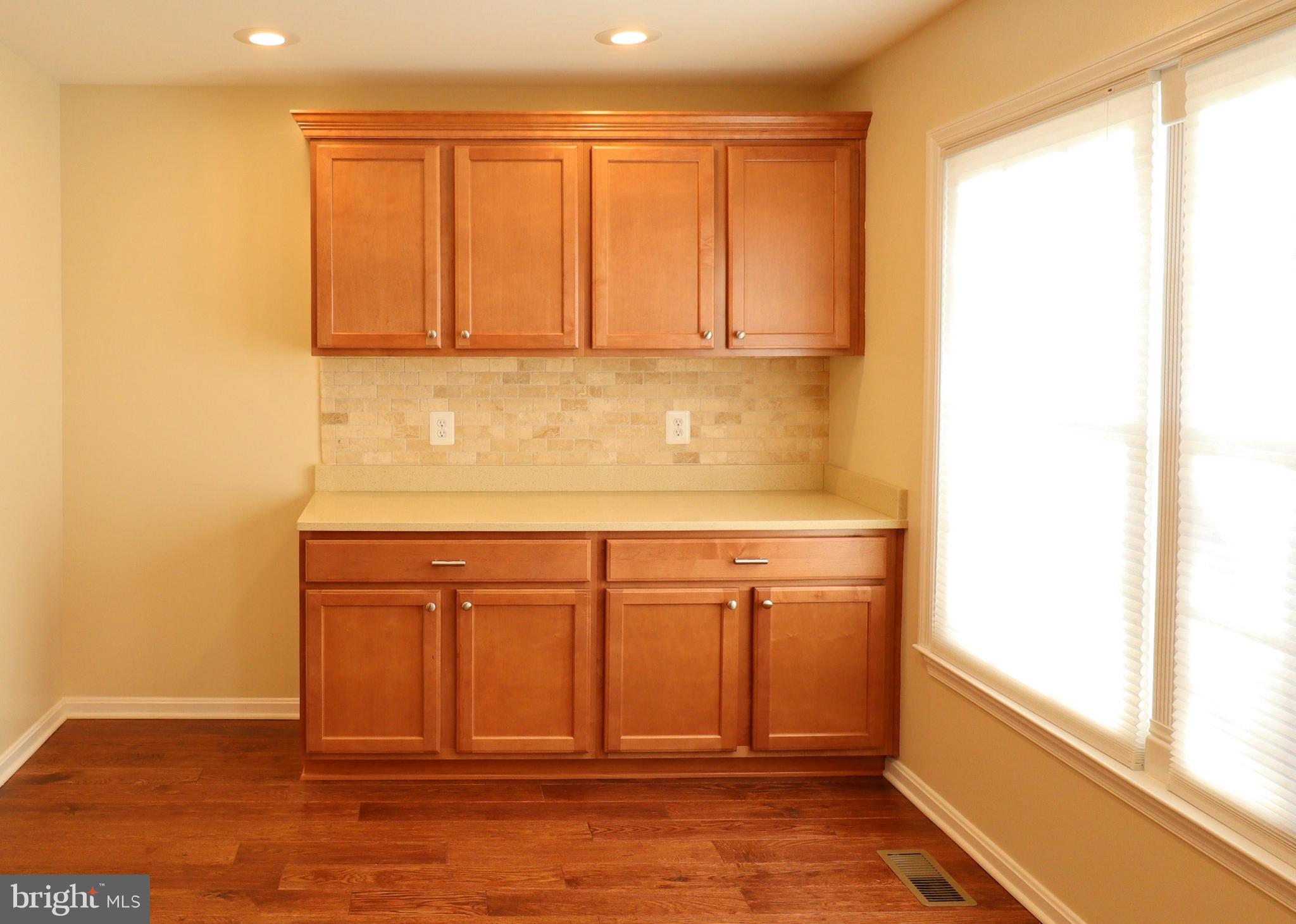 ROLLING BROOK - Residential